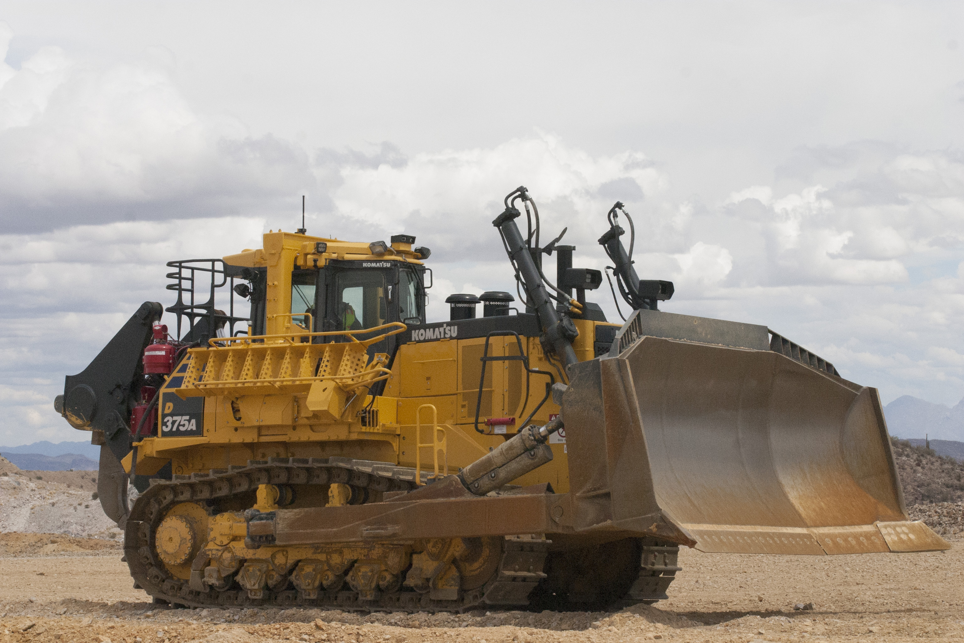 Komatsu Bulldozer Wallpapers