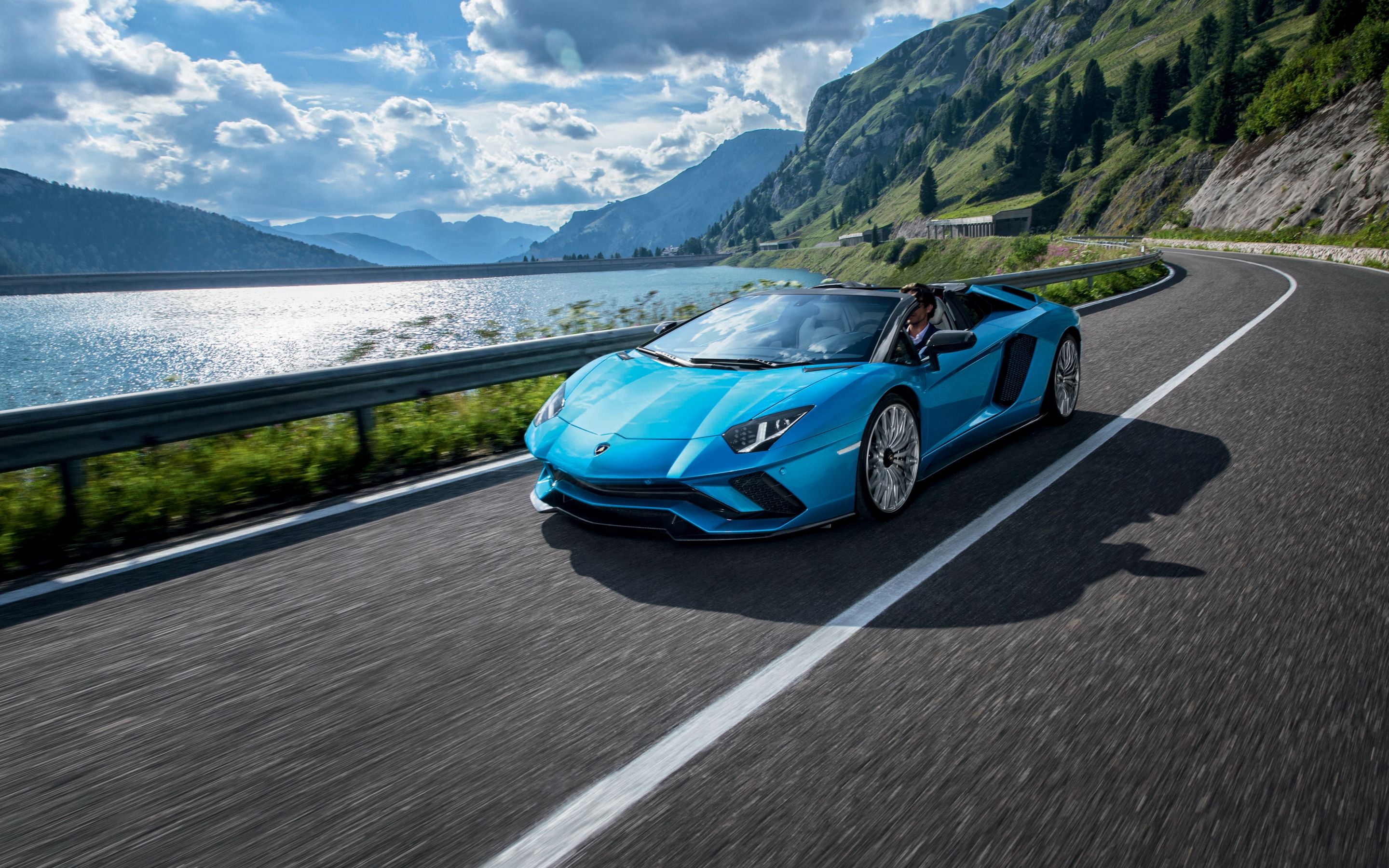 Lamborghini Aventador S Roadster Wallpapers