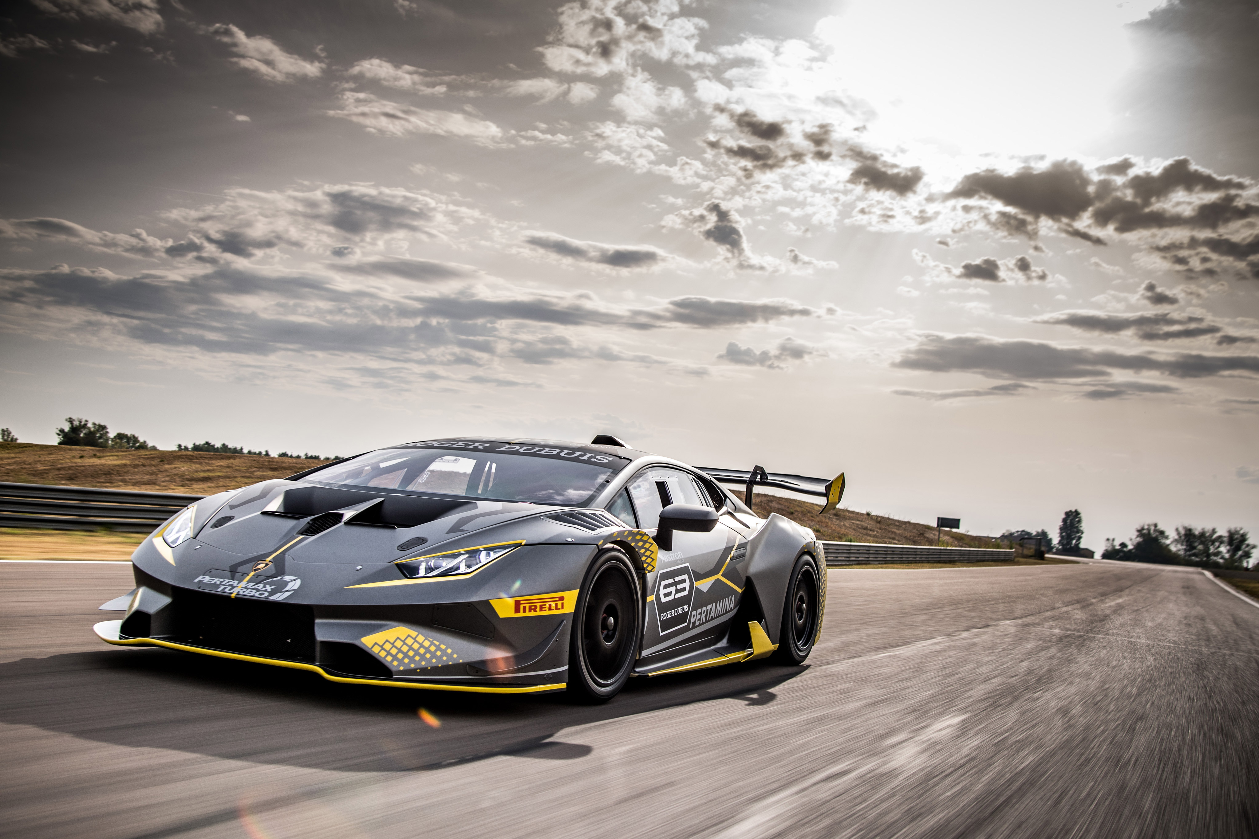 Lamborghini Huracan Super Trofeo Evo 2018 Front Wallpapers