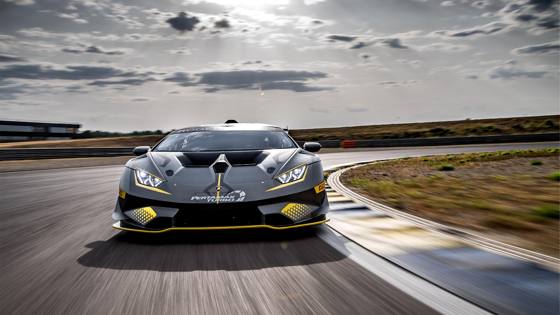 Lamborghini Huracan Super Trofeo Evo 2018 Front Wallpapers