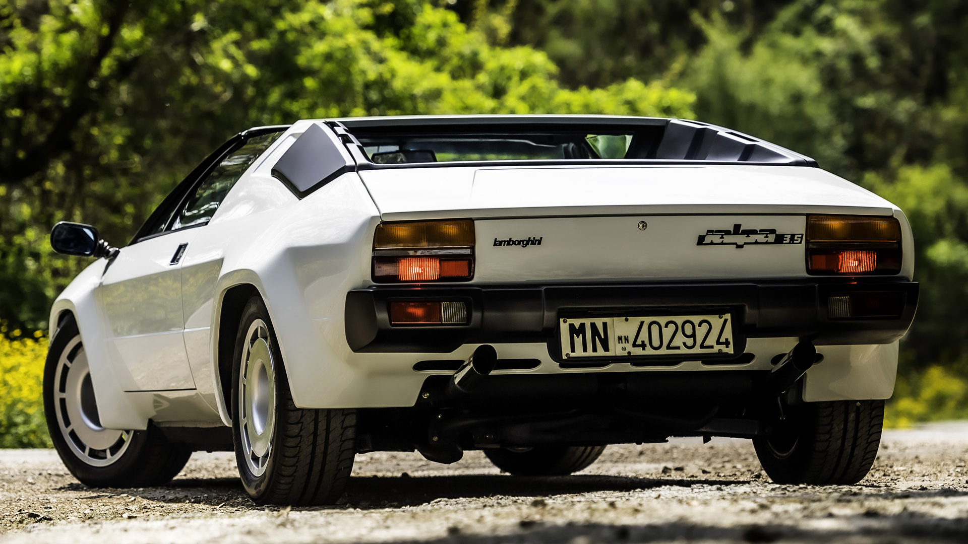 Lamborghini Jalpa Wallpapers