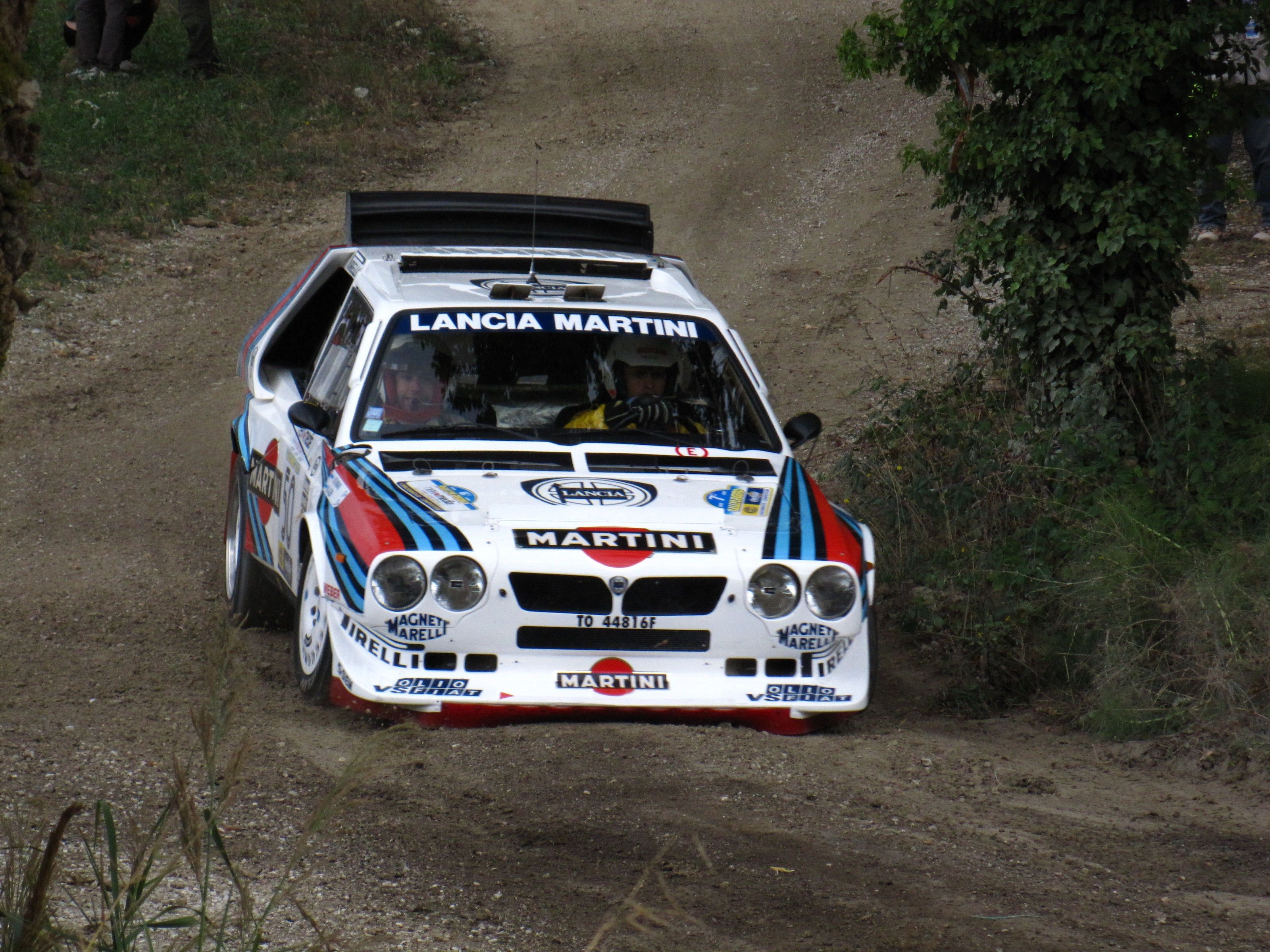 Lancia Delta Wallpapers