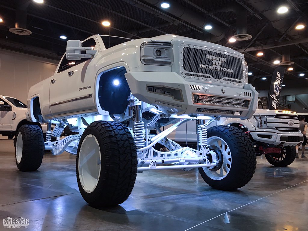 Lifted Gmc Trucks Wallpapers