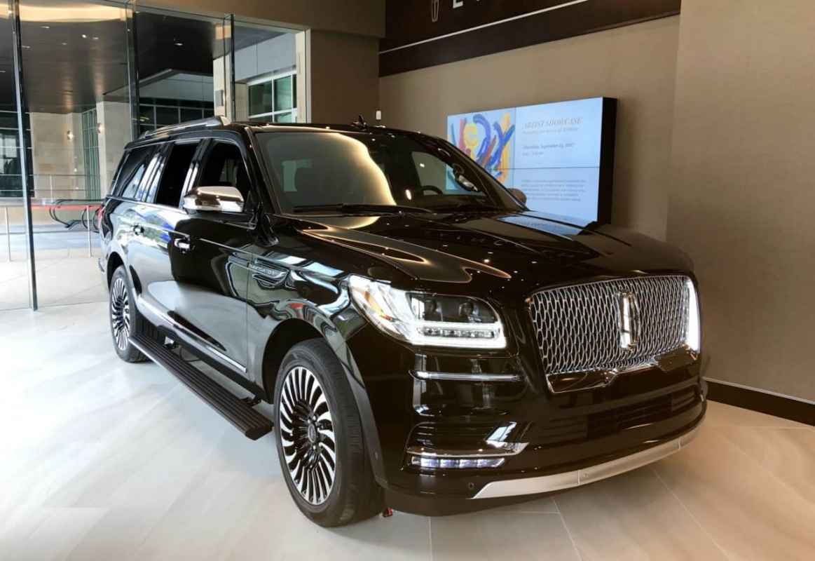 Lincoln Aviator Black Label Wallpapers