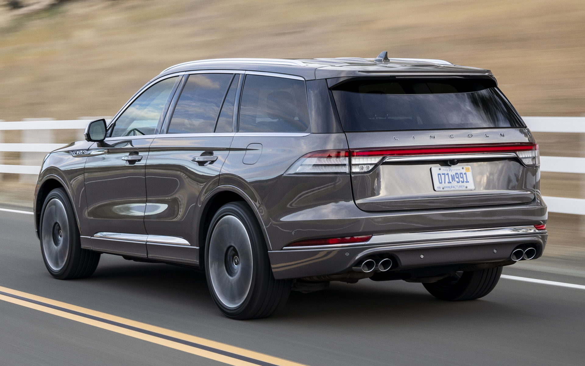 Lincoln Aviator Black Label Wallpapers