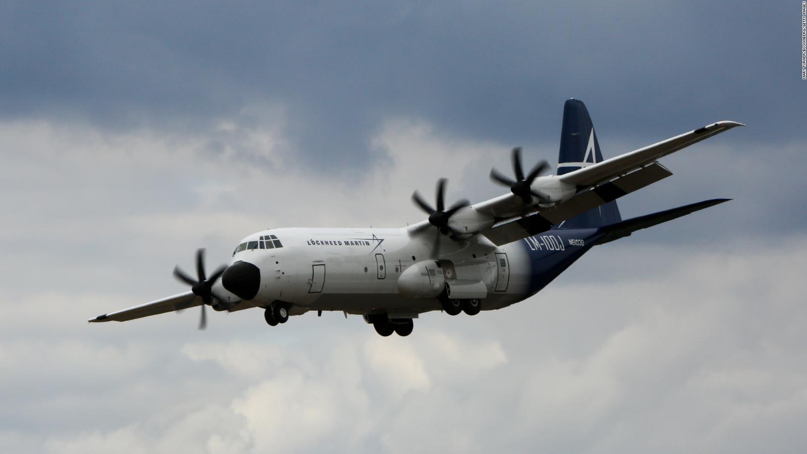 Lockheed L-100 Hercules Wallpapers