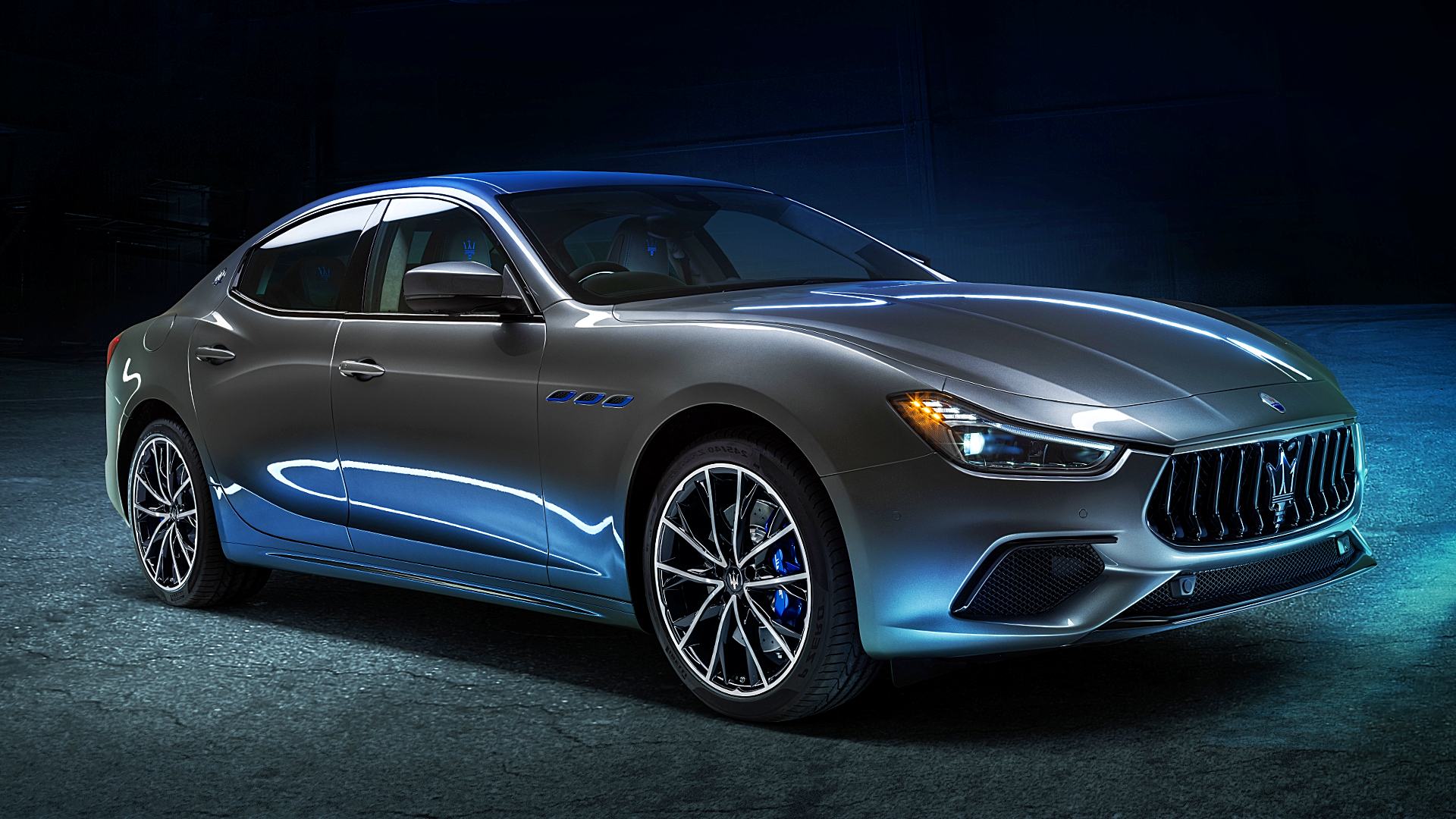 Maserati Ghibli Hybrid Wallpapers