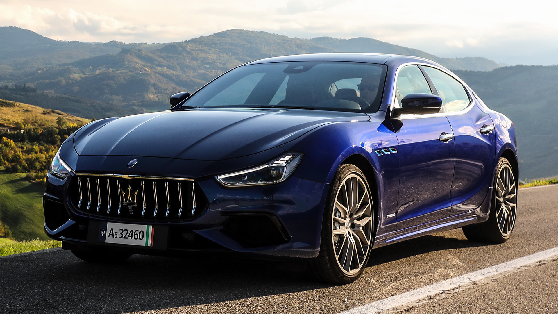 Maserati Ghibli Hybrid Wallpapers