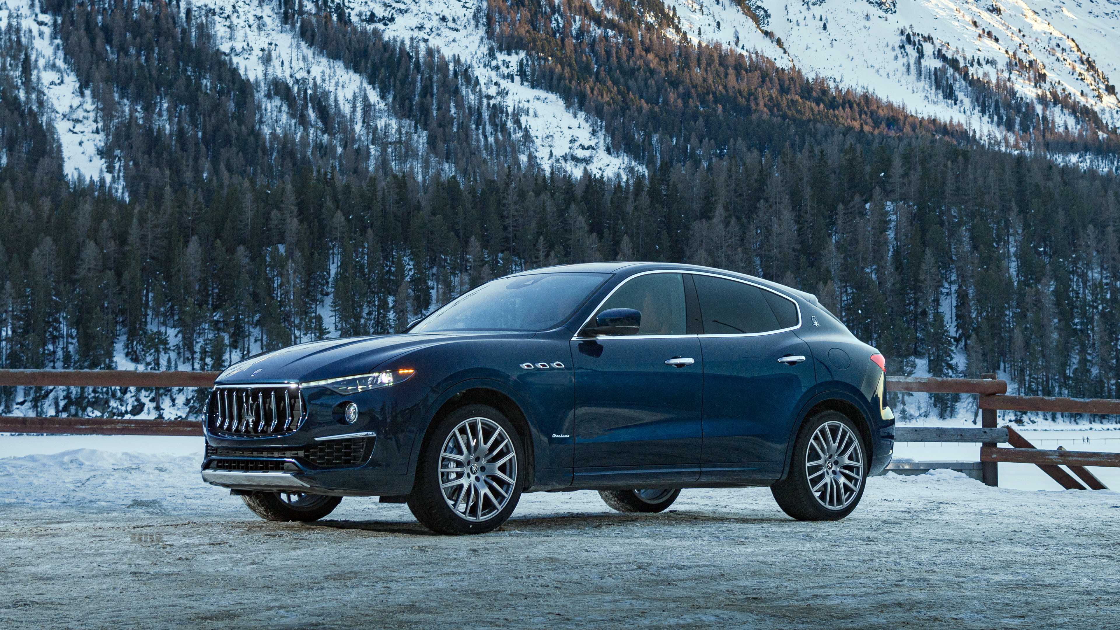 Maserati Levante Granlusso Royale Wallpapers