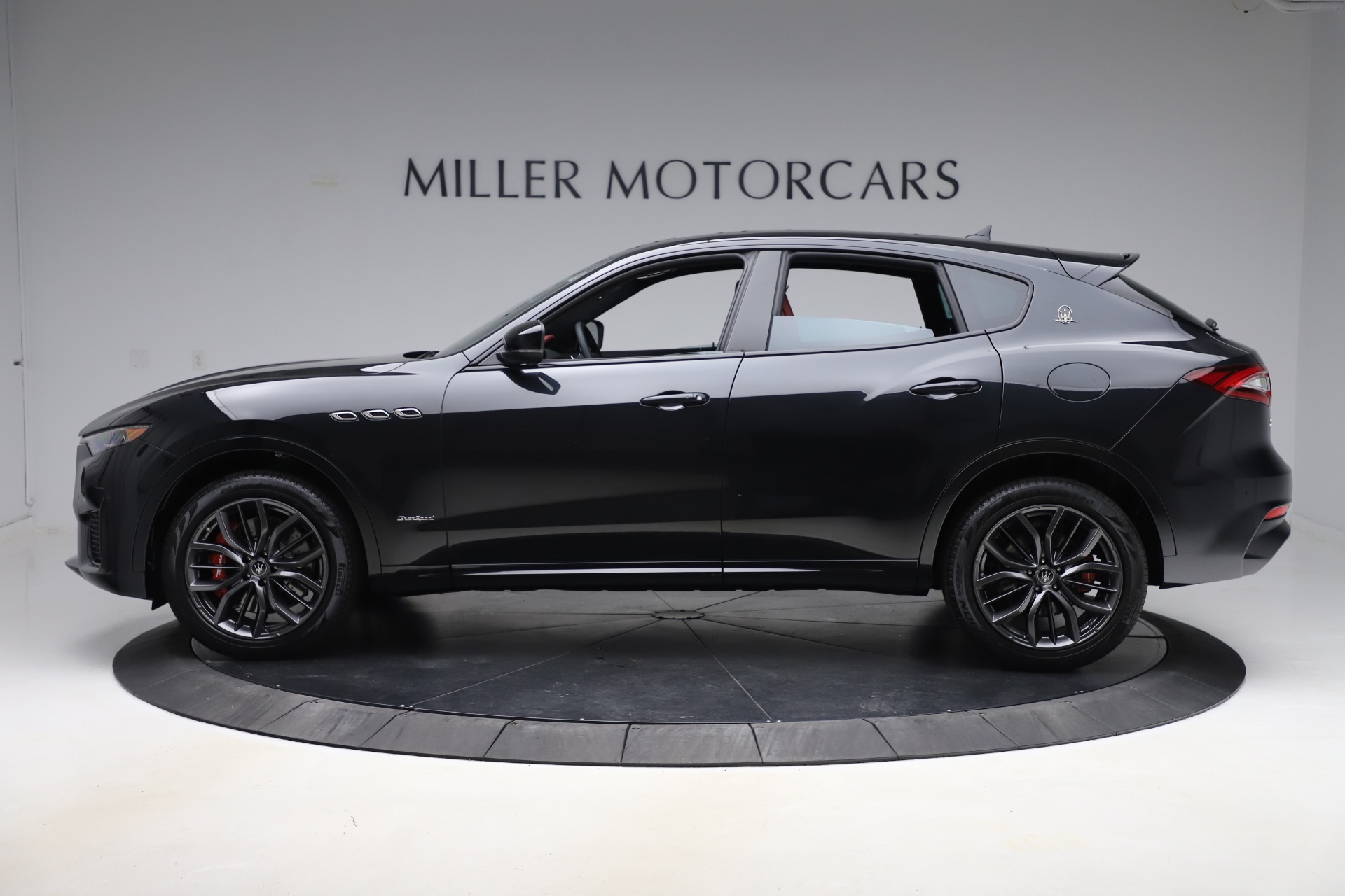 Maserati Levante Gransport Ribelle Wallpapers