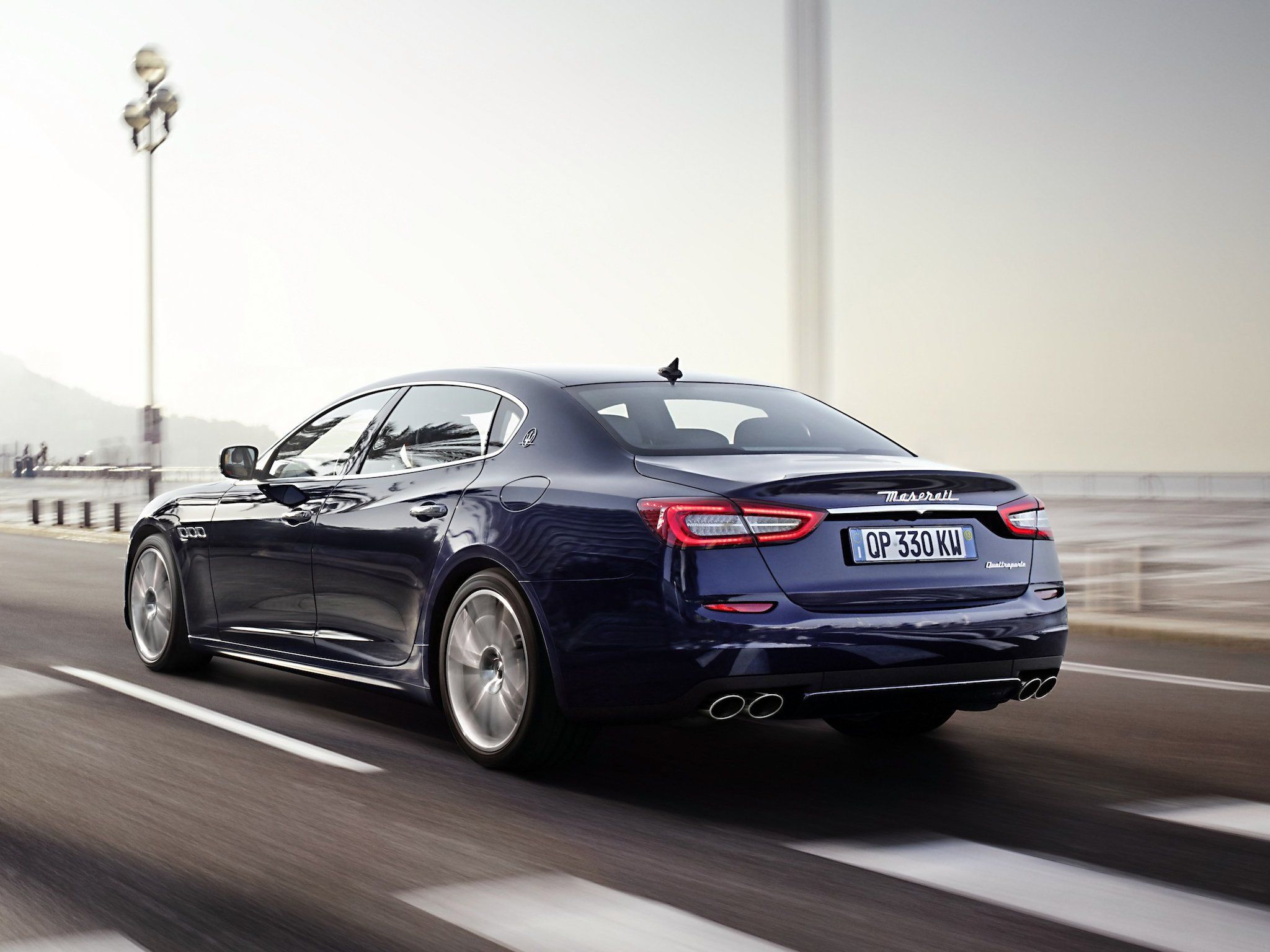 Maserati Quattroporte Granlusso Wallpapers