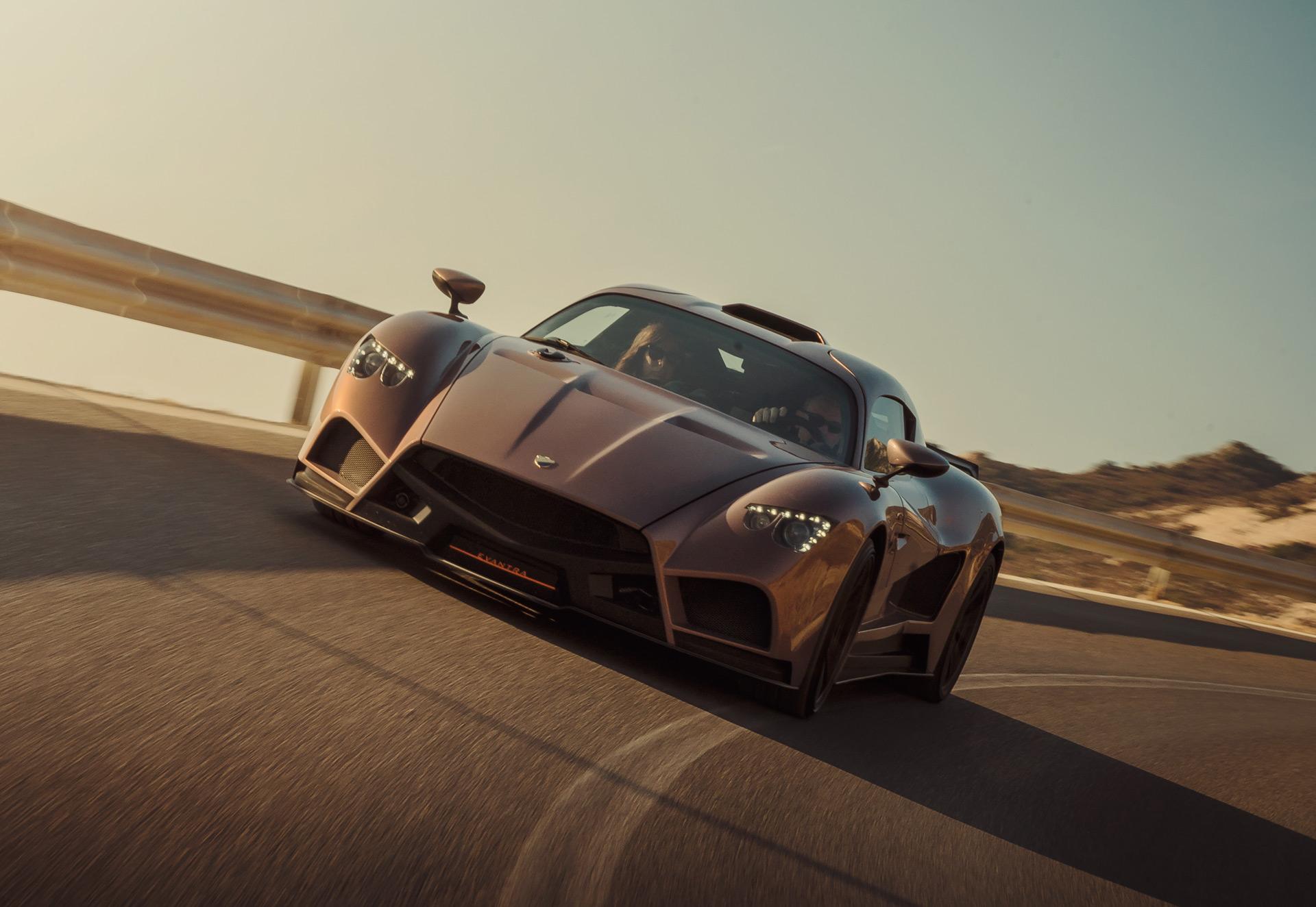 Mazzanti Evantra Wallpapers