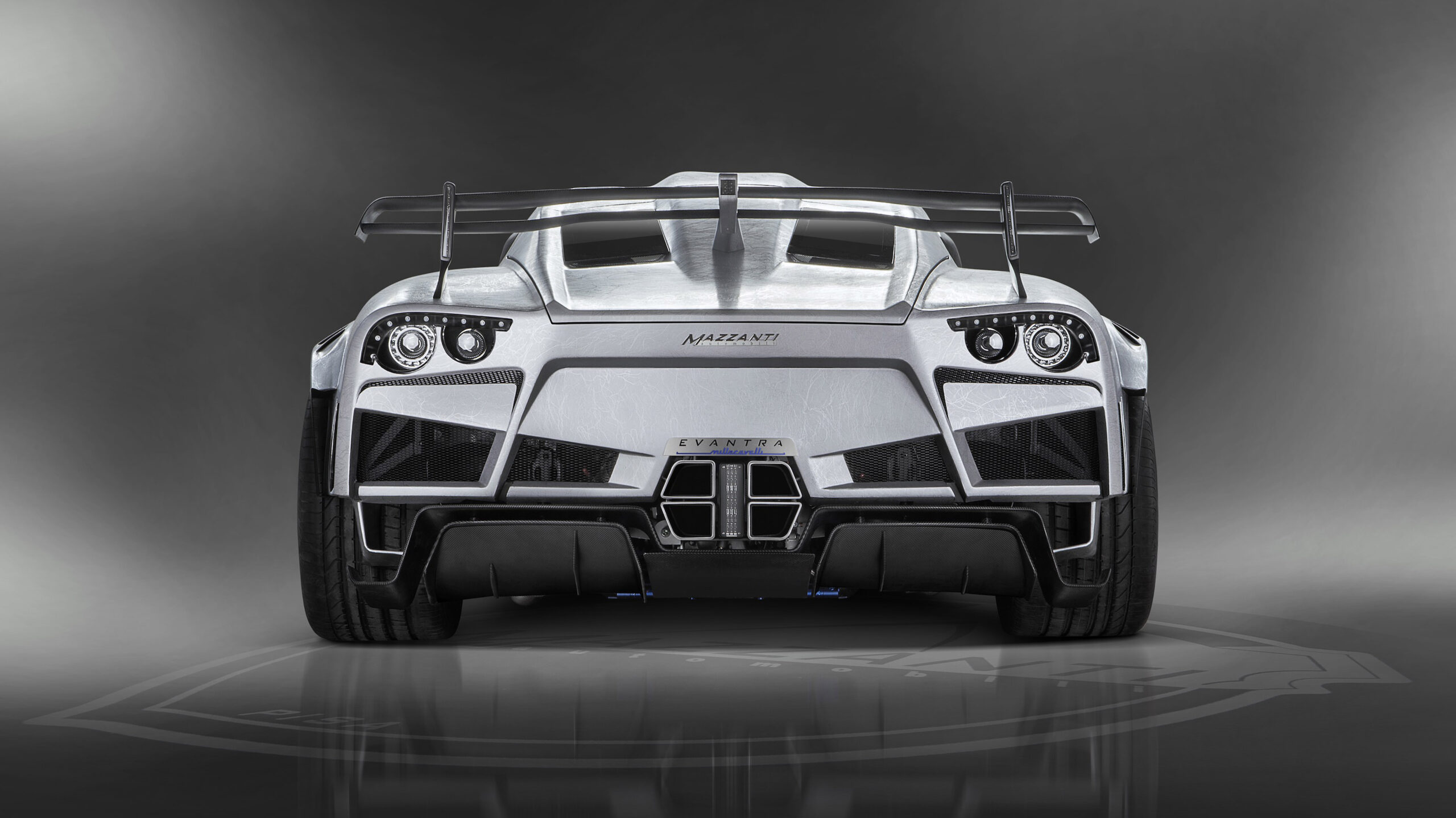 Mazzanti Evantra Millecavalli Wallpapers