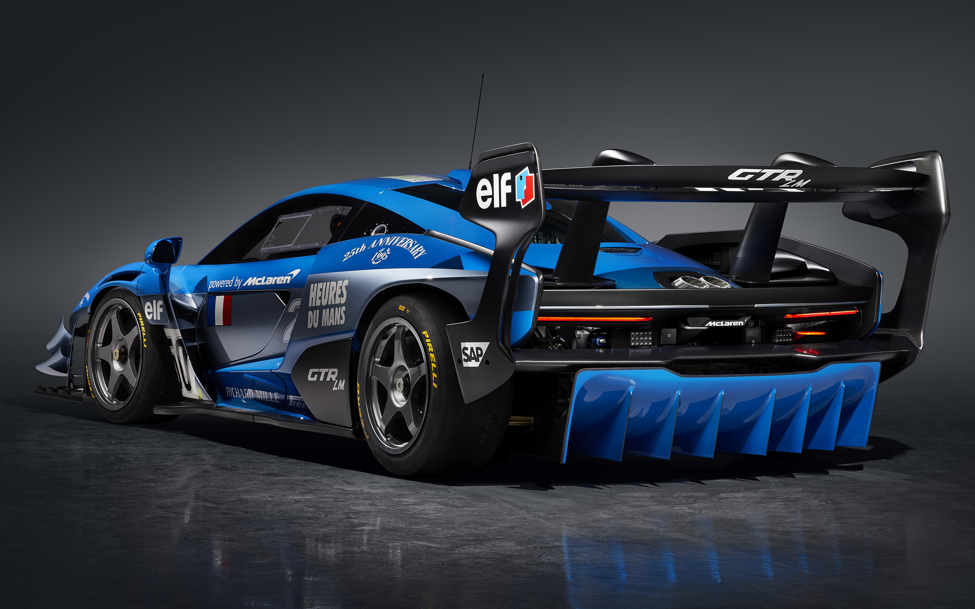 Mclaren Senna Gtr Lm 825/6 Harrods Wallpapers