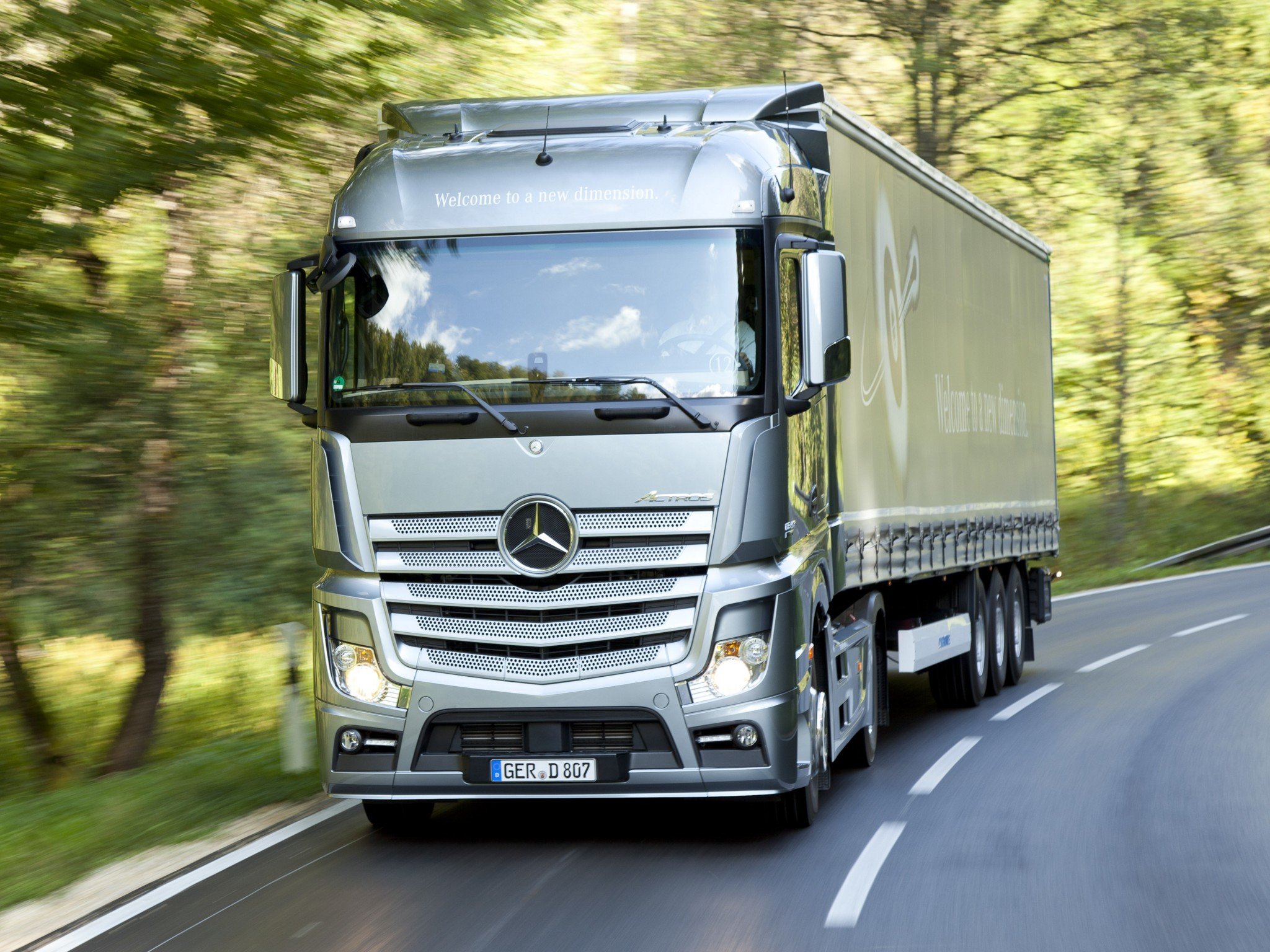 Mercedes Axor Wallpapers