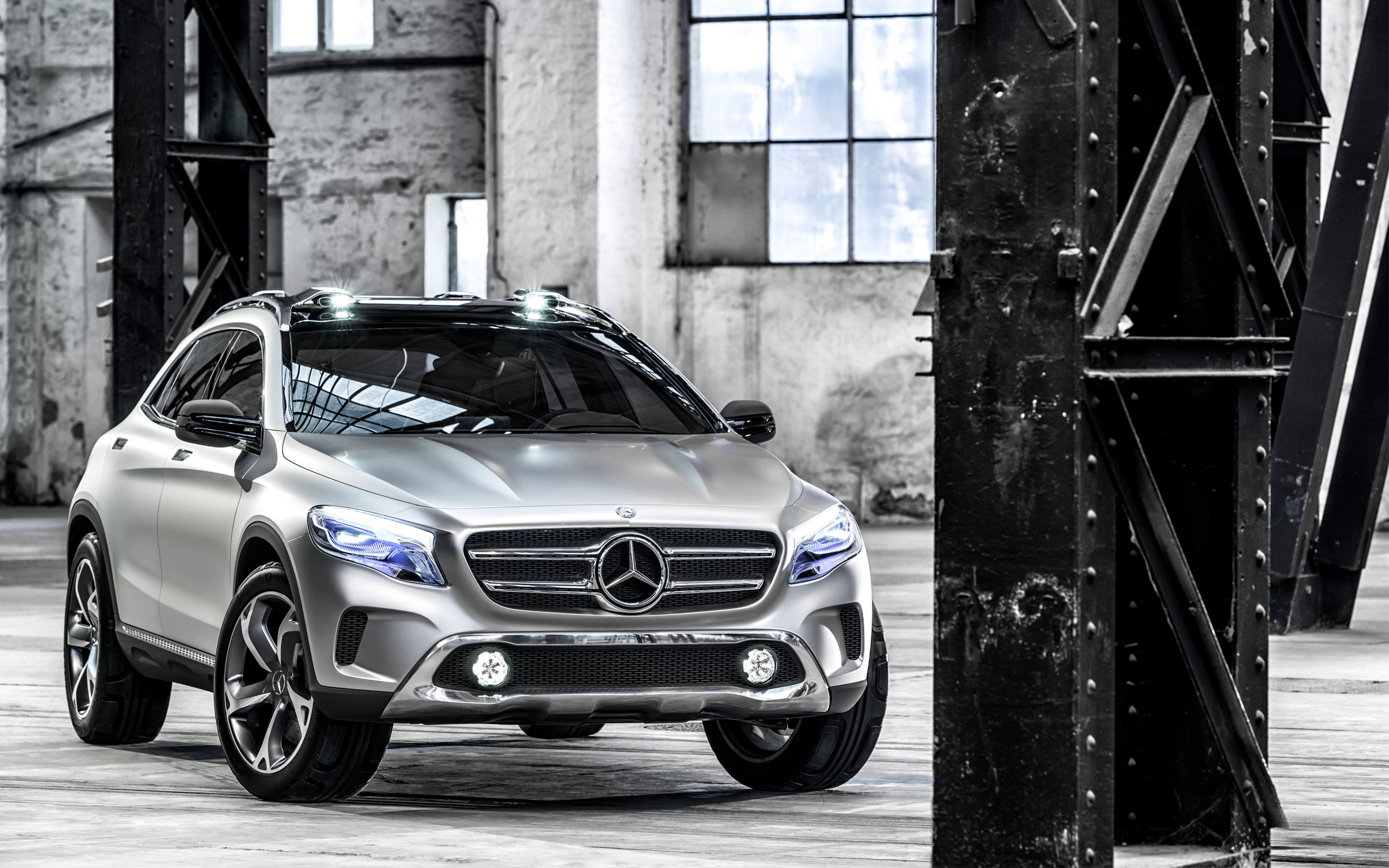 Mercedes-Amg Gla Wallpapers