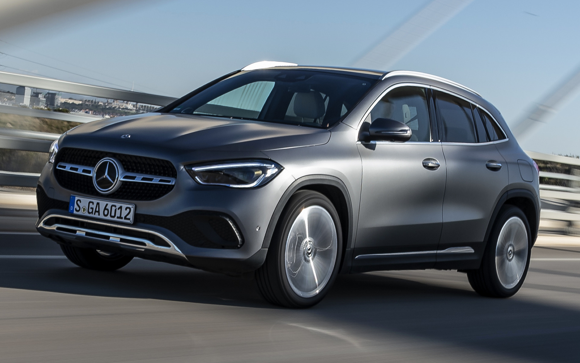 Mercedes-Amg Gla Wallpapers