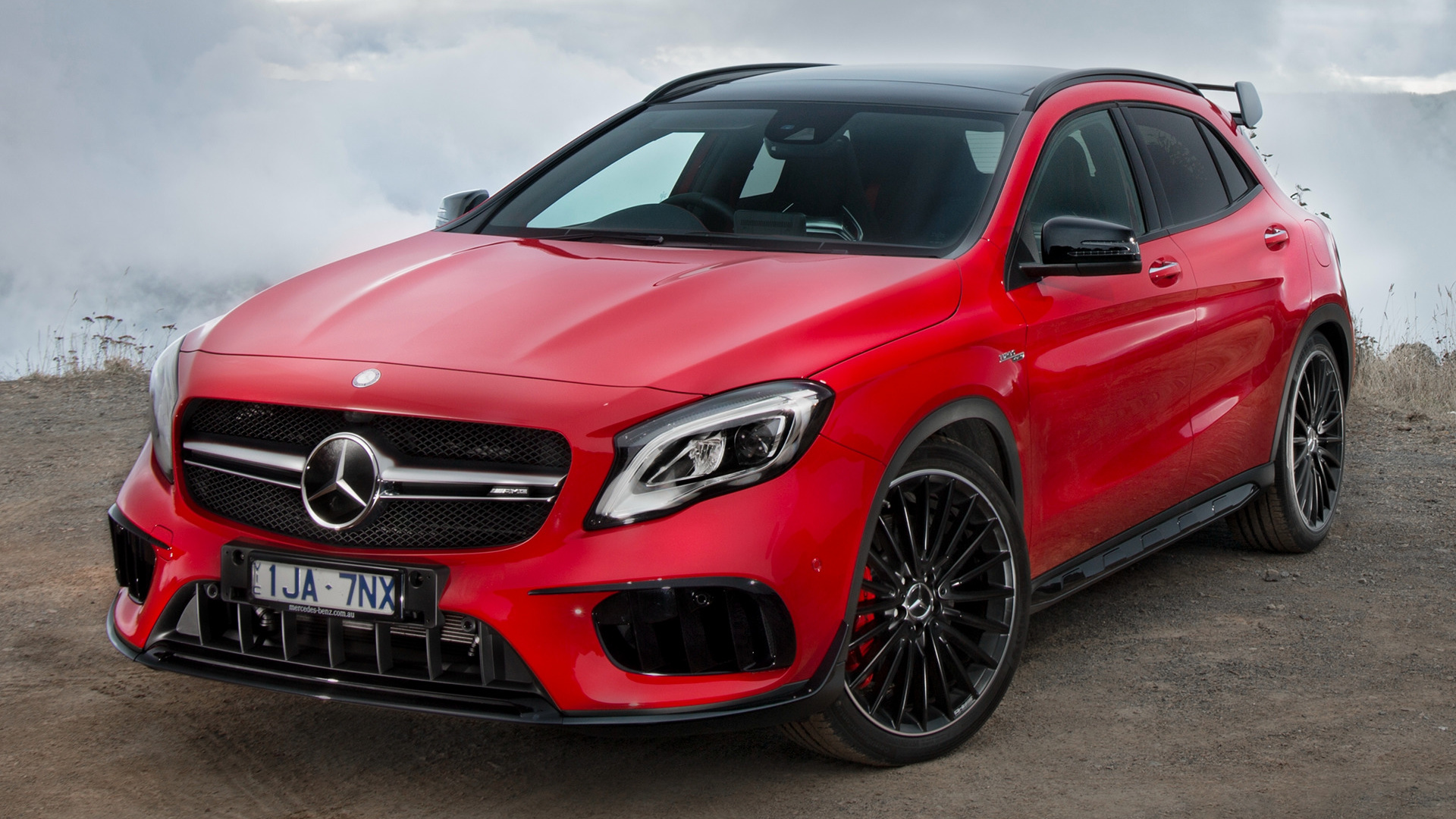 Mercedes-Amg Gla Wallpapers