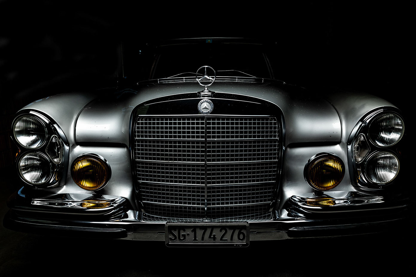 Mercedes-Benz 280Se Wallpapers