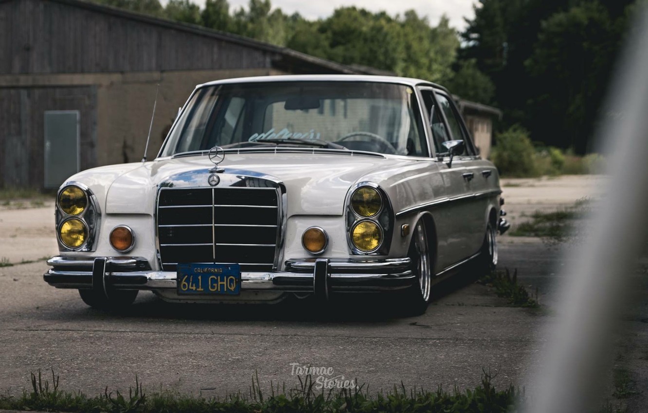 Mercedes-Benz 280Se Wallpapers