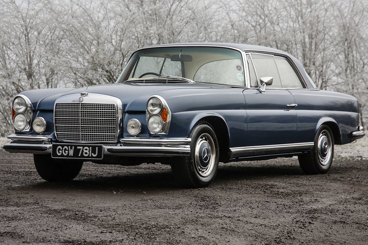 Mercedes-Benz 280Se Wallpapers