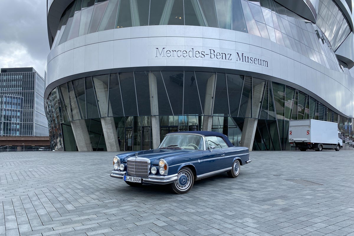 Mercedes-Benz 280Se Wallpapers