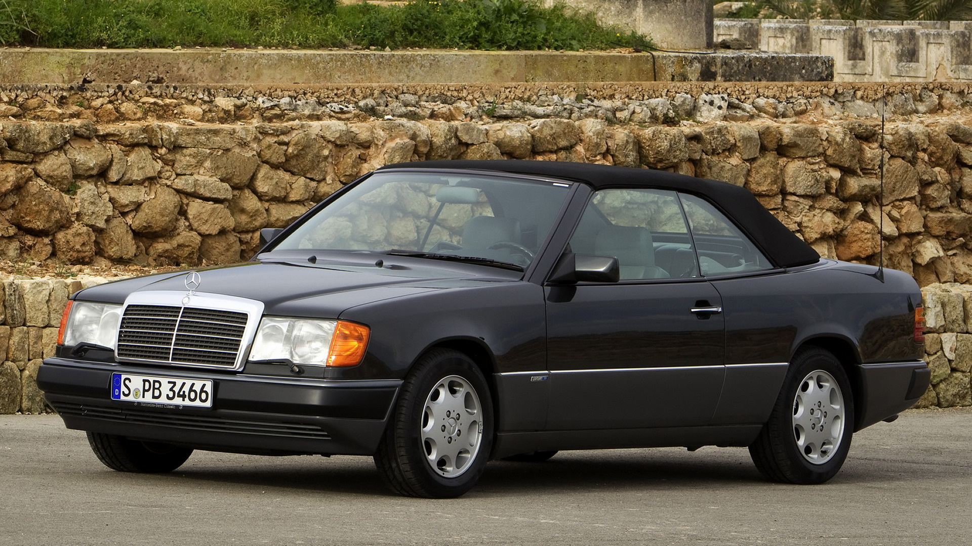 Mercedes-Benz 300 Ce-24 Cabriolet Wallpapers