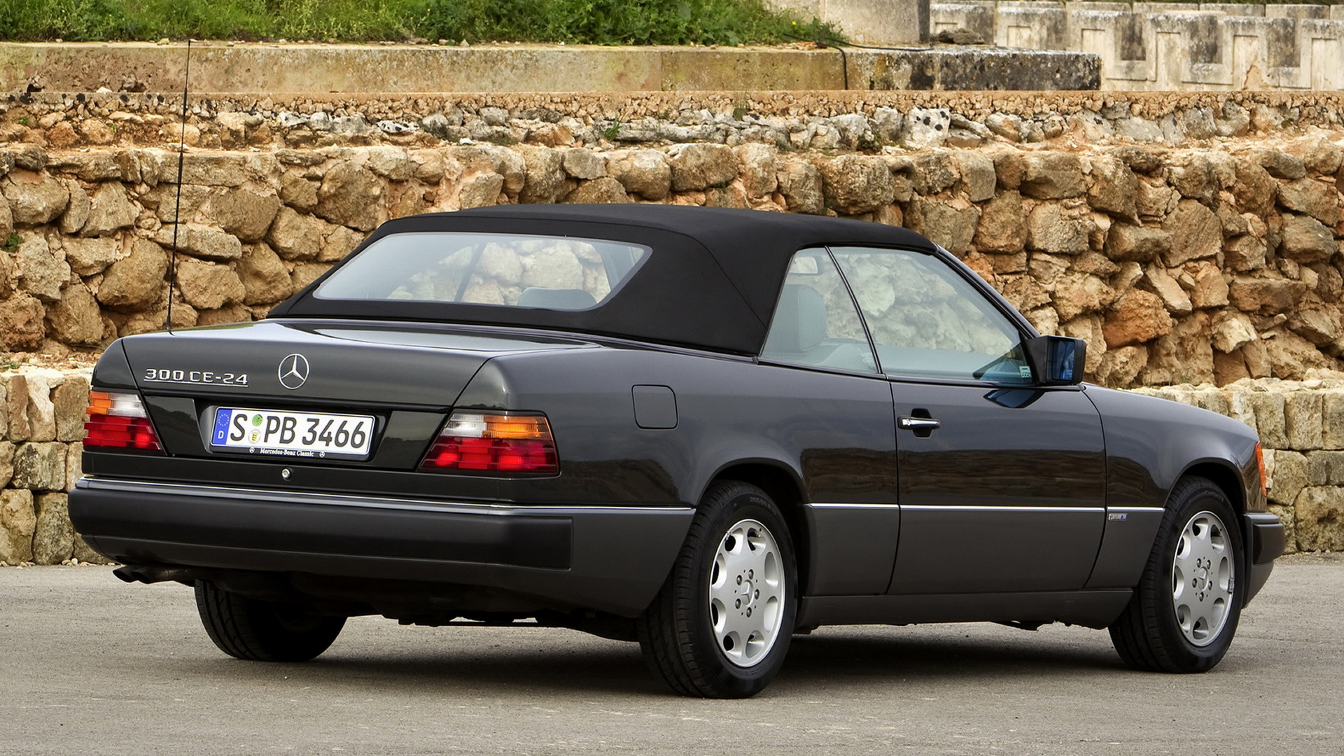 Mercedes-Benz 300 Ce-24 Cabriolet Wallpapers