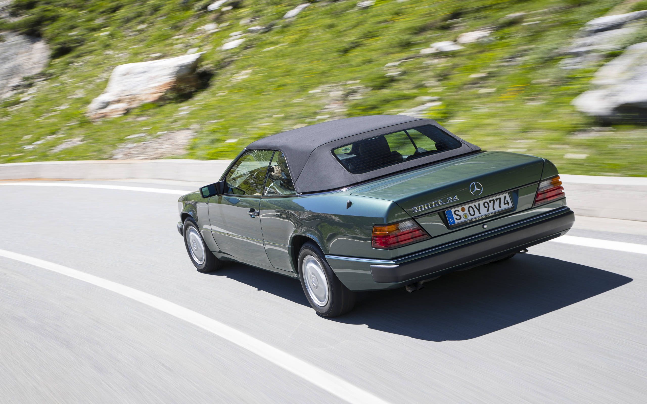 Mercedes-Benz 300 Ce-24 Cabriolet Wallpapers