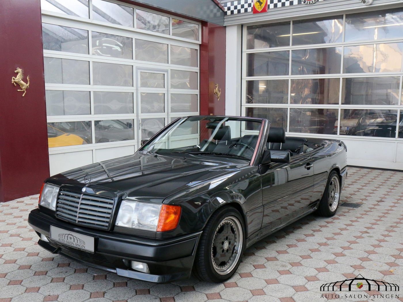 Mercedes-Benz 300 Ce-24 Cabriolet Wallpapers