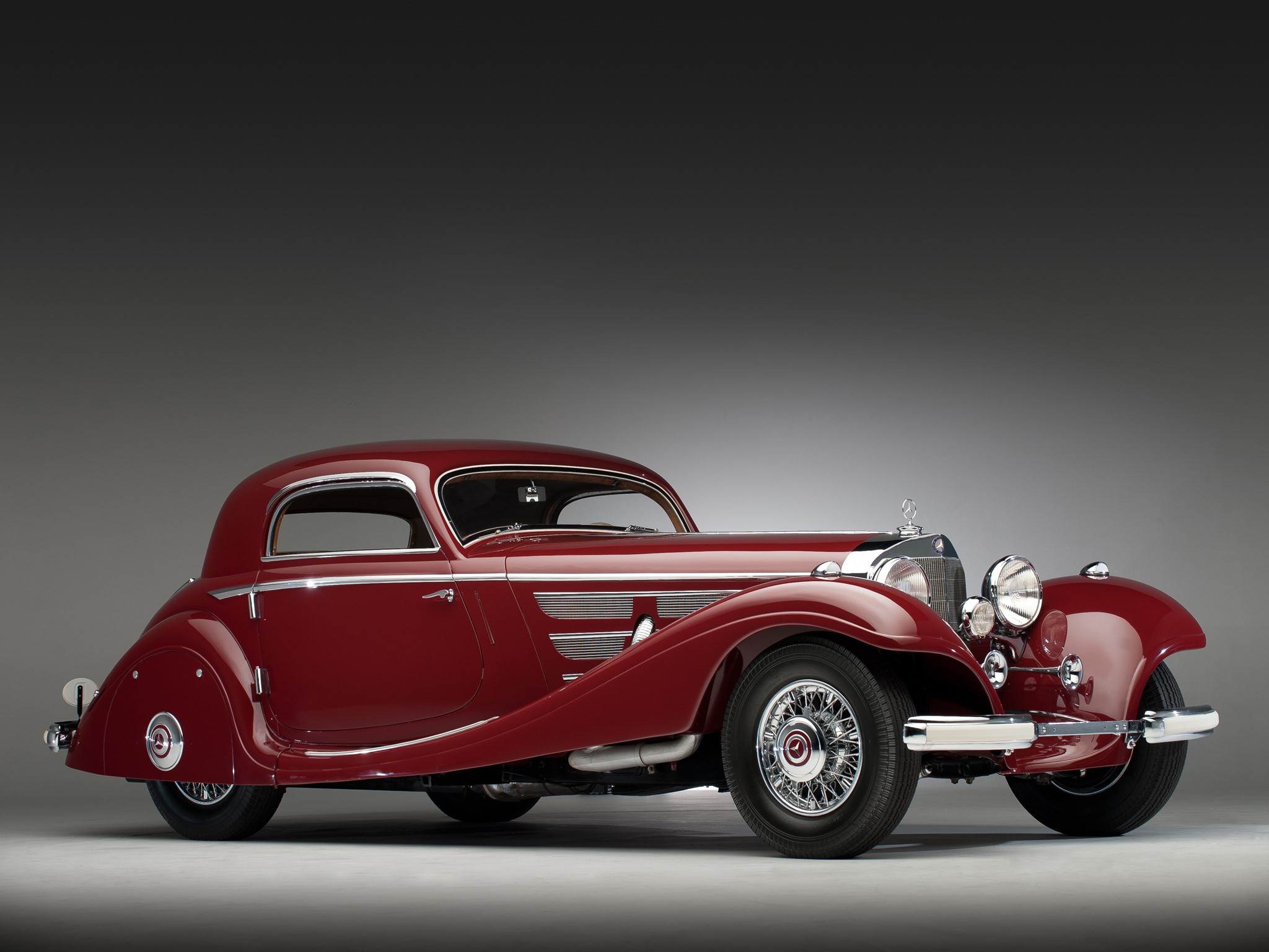 Mercedes-Benz 540 Wallpapers