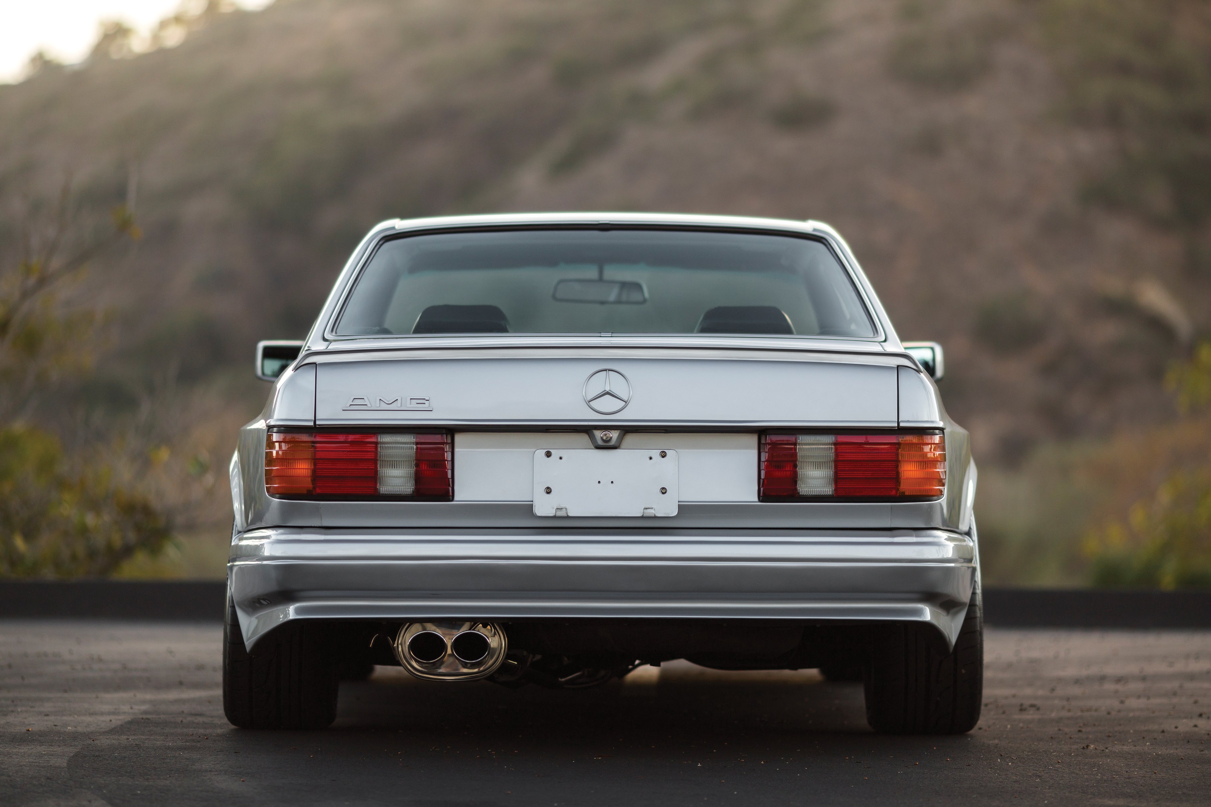 Mercedes-Benz 560Sec Wallpapers