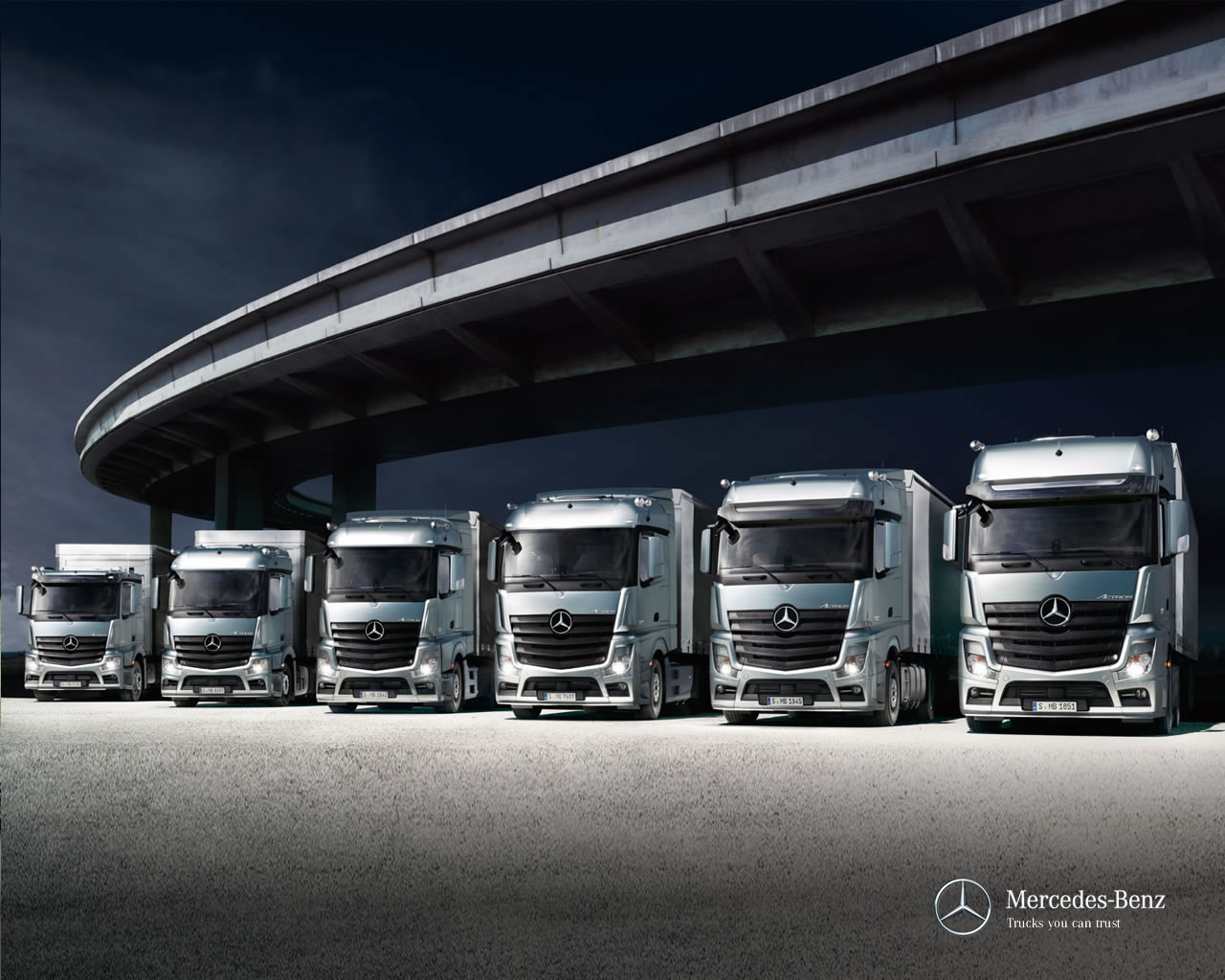 Mercedes-Benz Actros Wallpapers