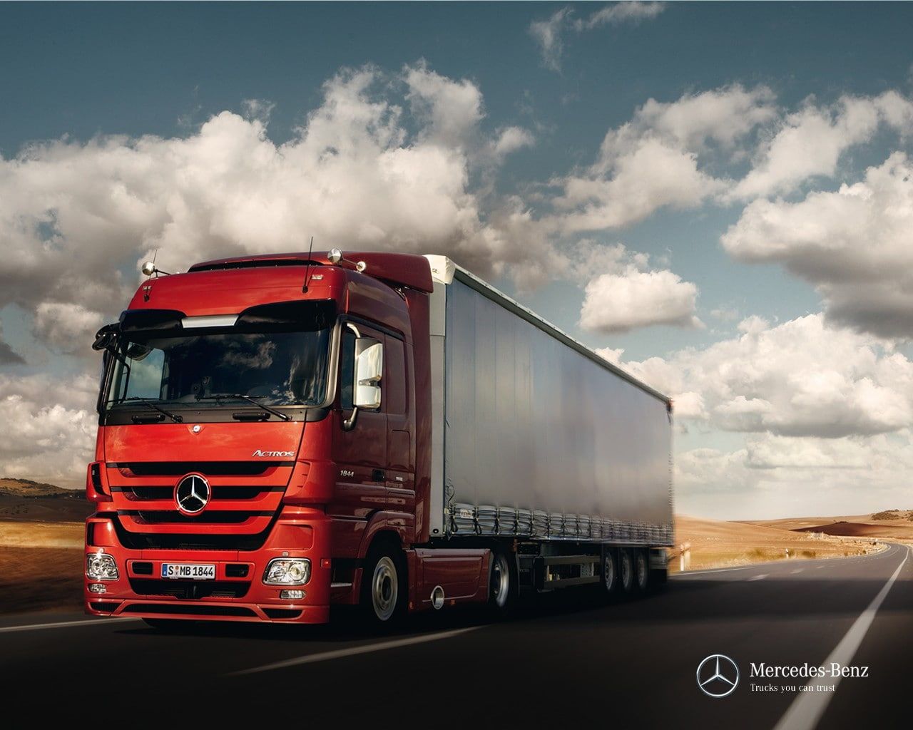 Mercedes-Benz Actros Wallpapers