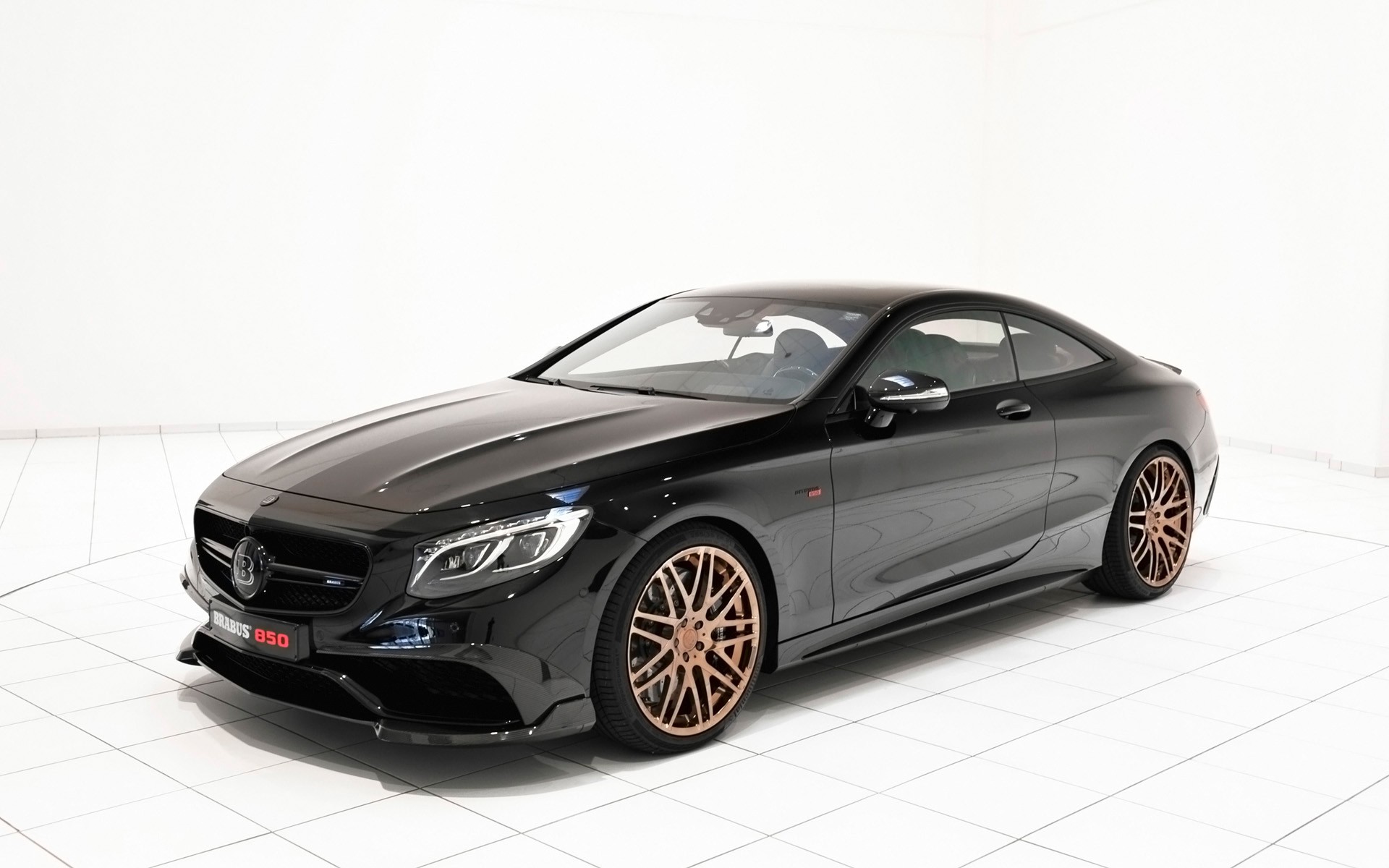 Mercedes-Benz Brabus 850 Wallpapers