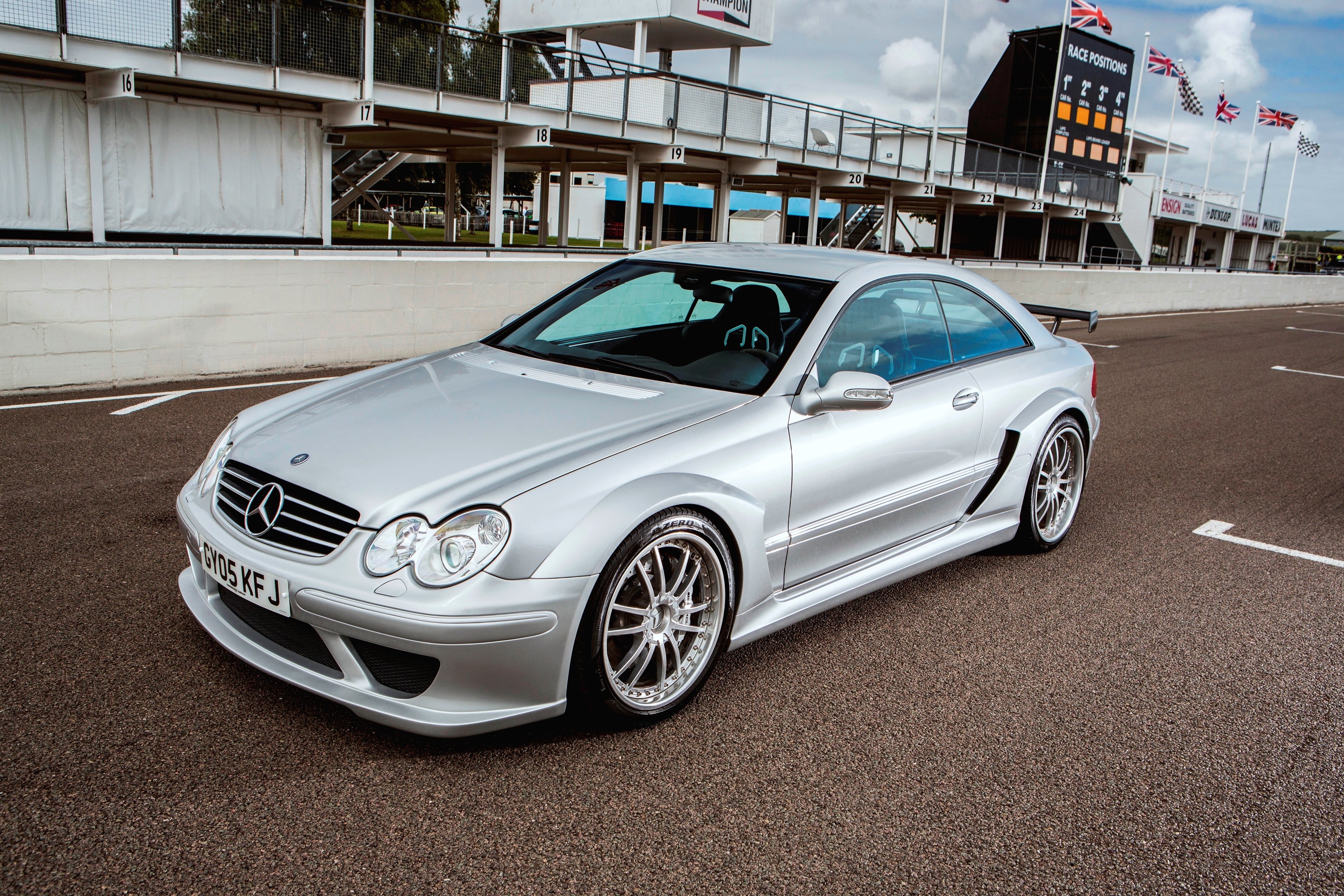 Mercedes-Benz Clk-Class Wallpapers