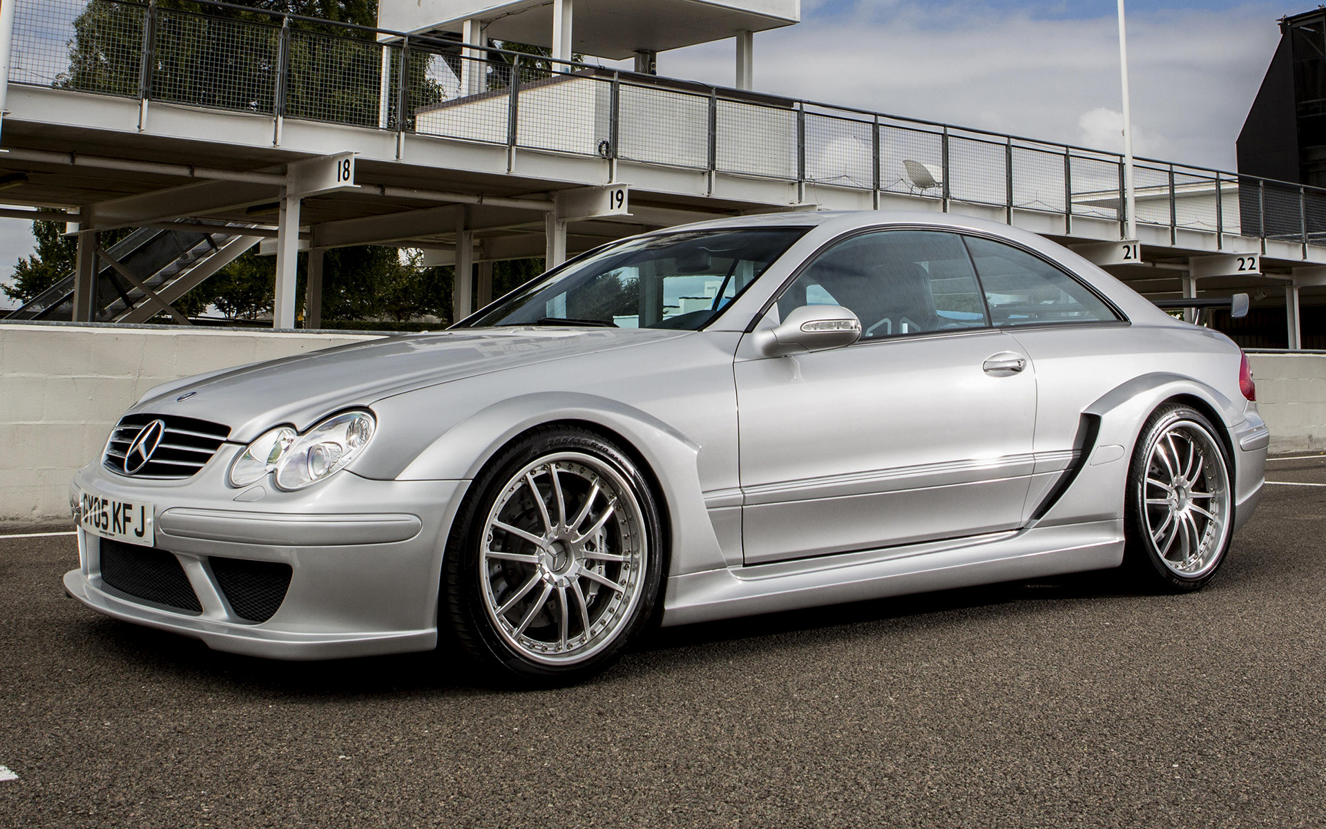 Mercedes-Benz Clk-Class Wallpapers