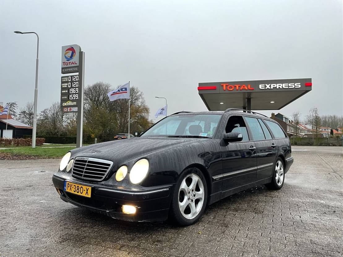 Mercedes-Benz E 320 Cdi Estate Wallpapers