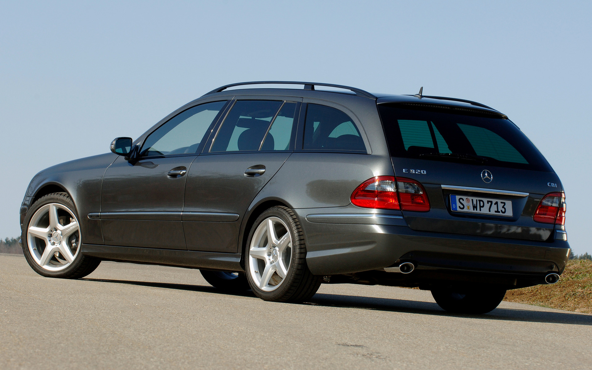 Mercedes-Benz E 320 Estate Avantgarde Wallpapers