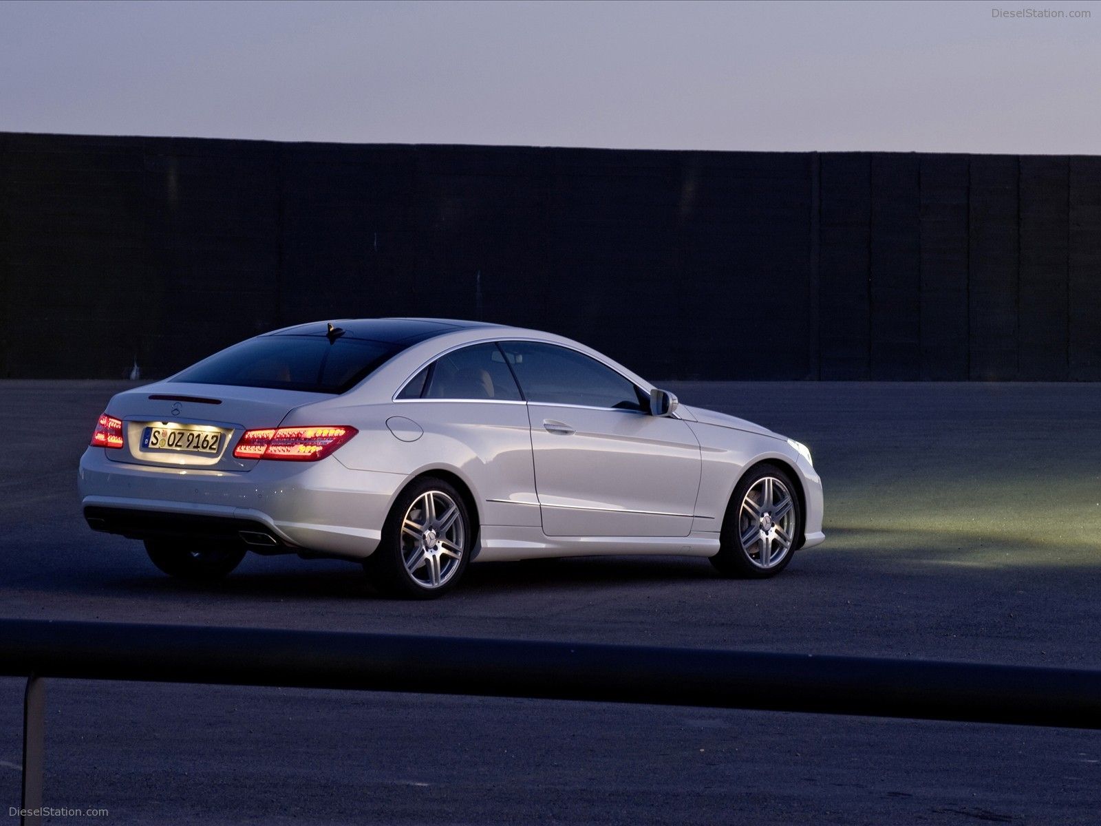 Mercedes-Benz E 350 Cdi Wallpapers