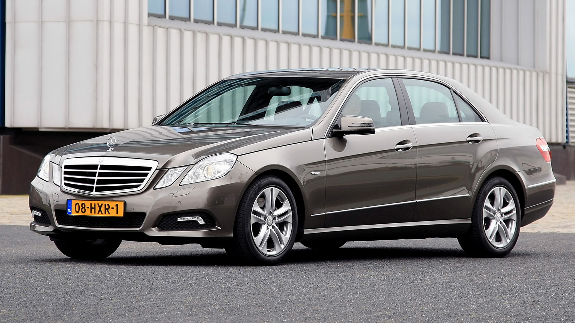 Mercedes-Benz E 350 Cgi Avantgarde Wallpapers