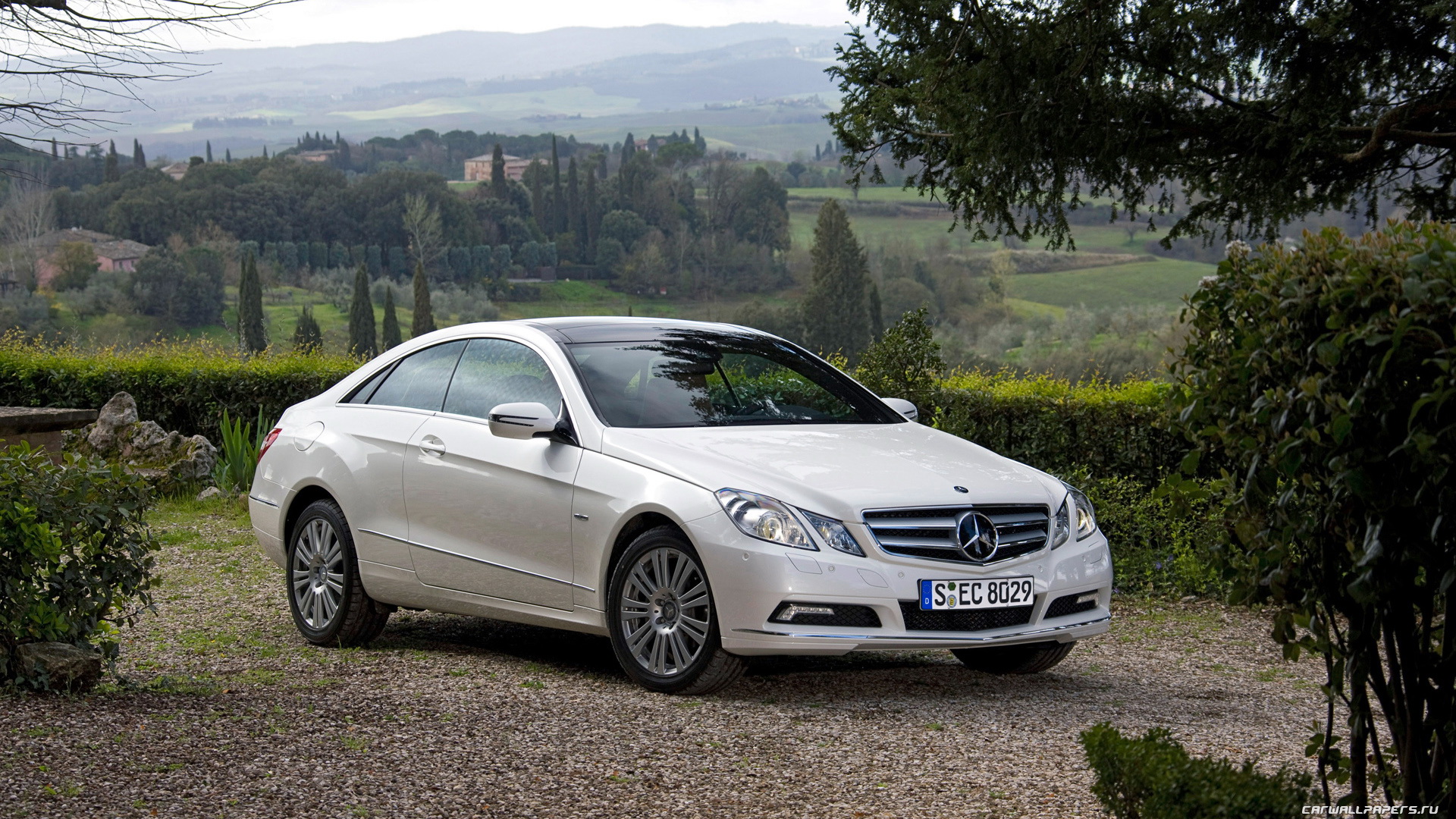 Mercedes-Benz E 350 Cgi Coupe Wallpapers