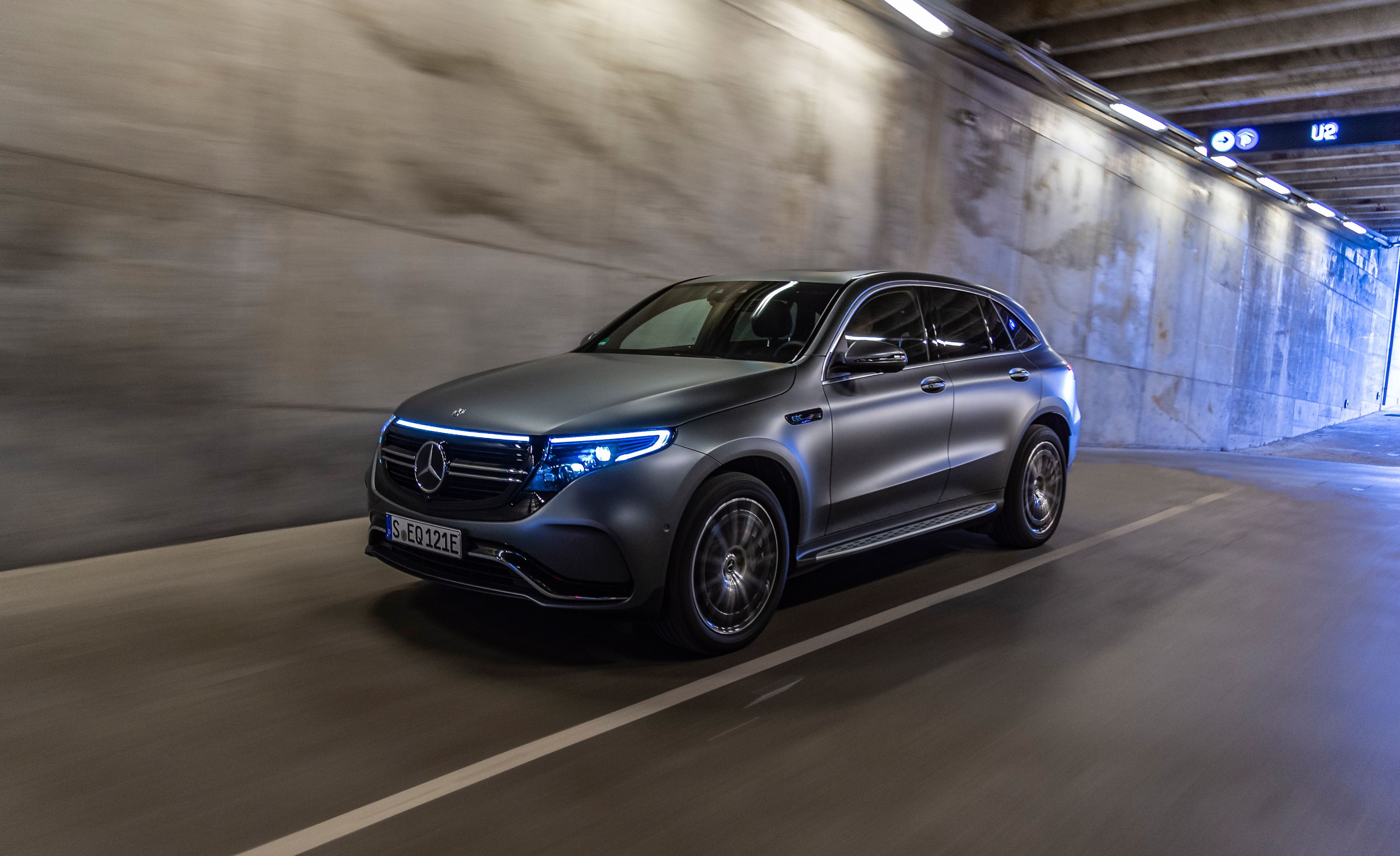 Mercedes-Benz Eqc 400 Wallpapers