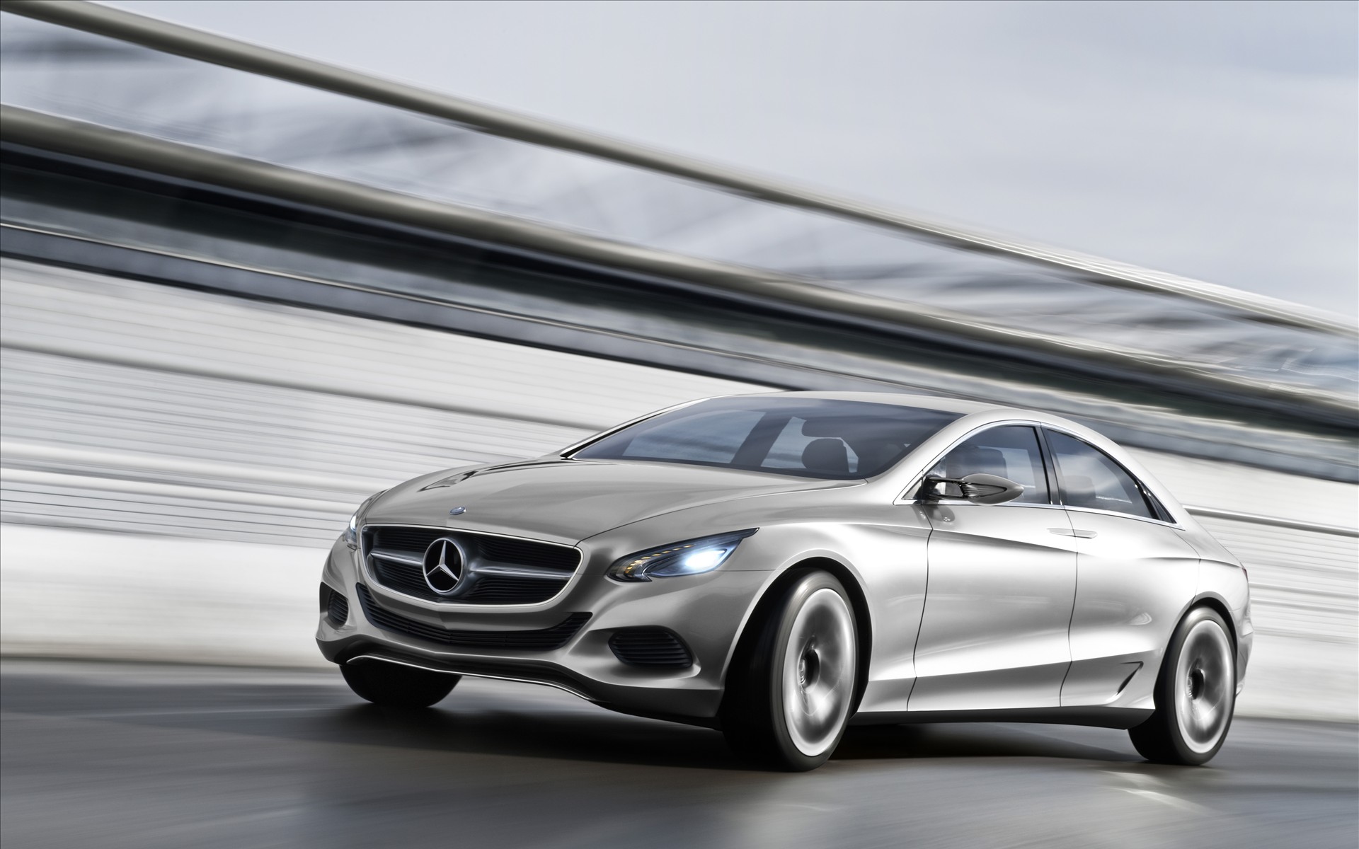 Mercedes-Benz F800 Wallpapers