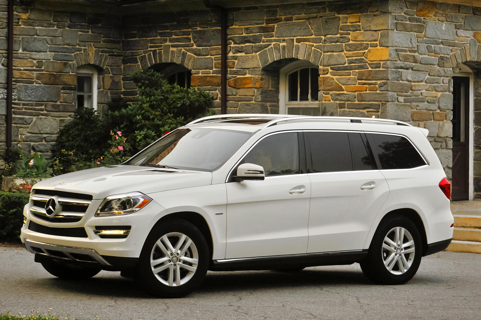 Mercedes-Benz Gl-Class Wallpapers