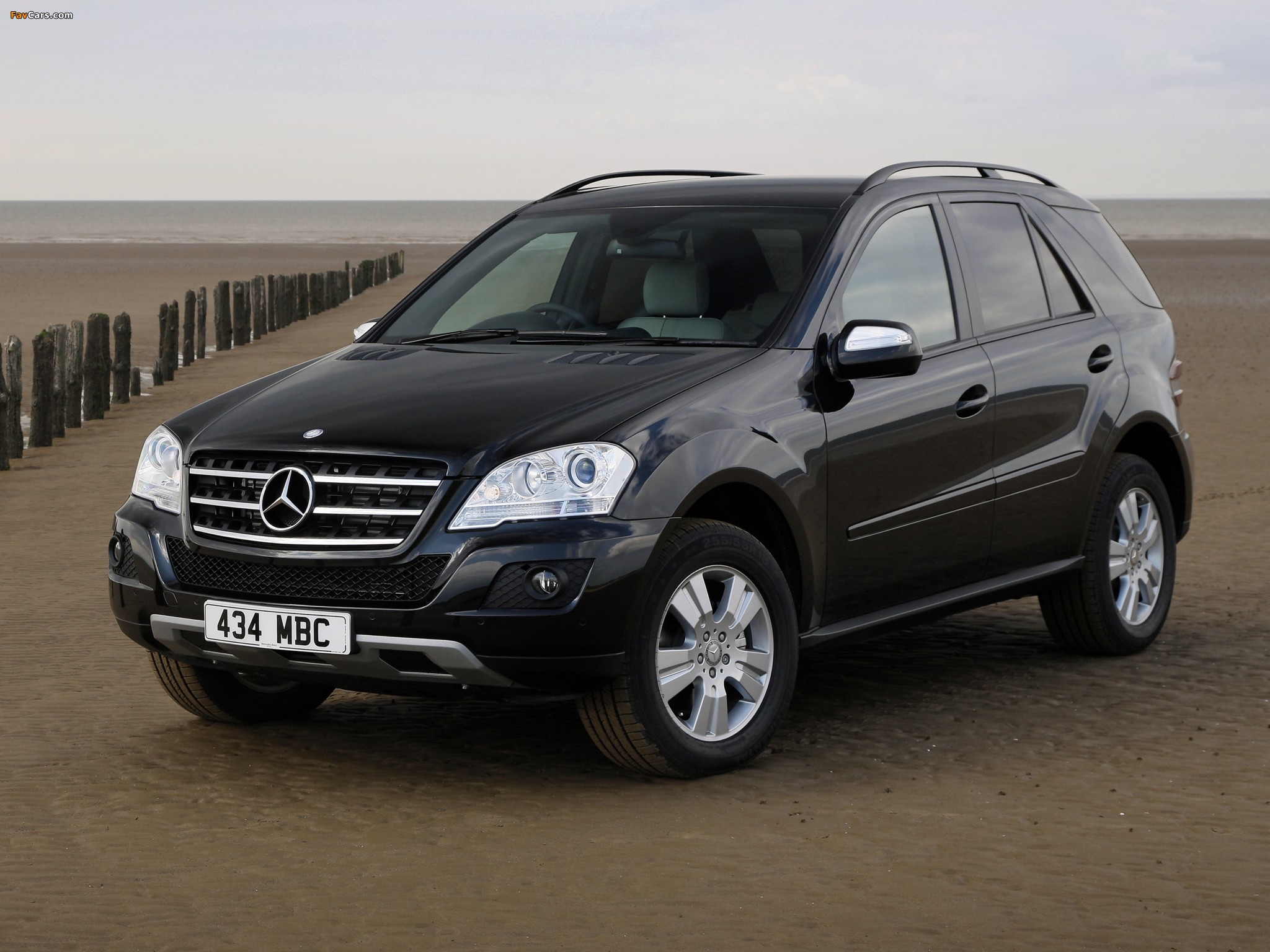 Mercedes-Benz Ml320 Wallpapers