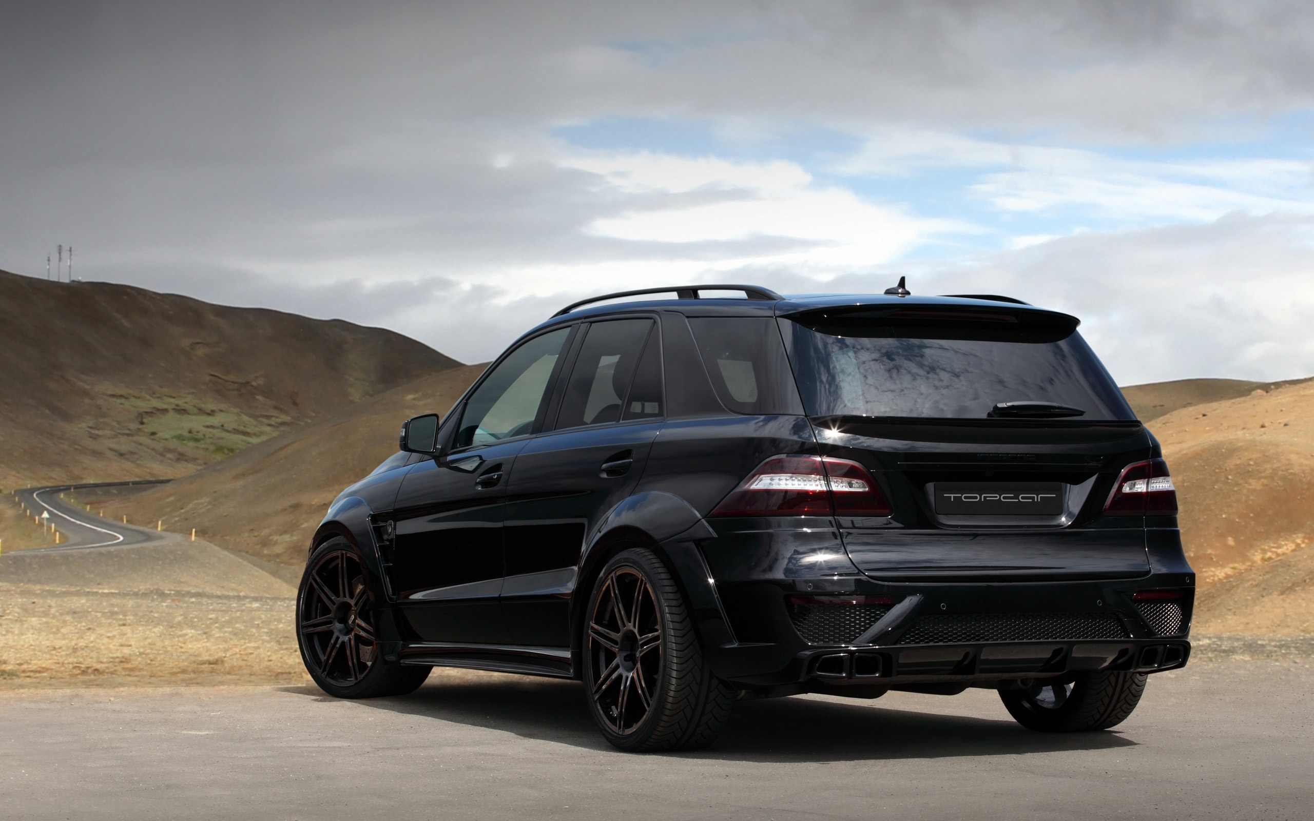 Mercedes-Benz Ml63 Amg Wallpapers