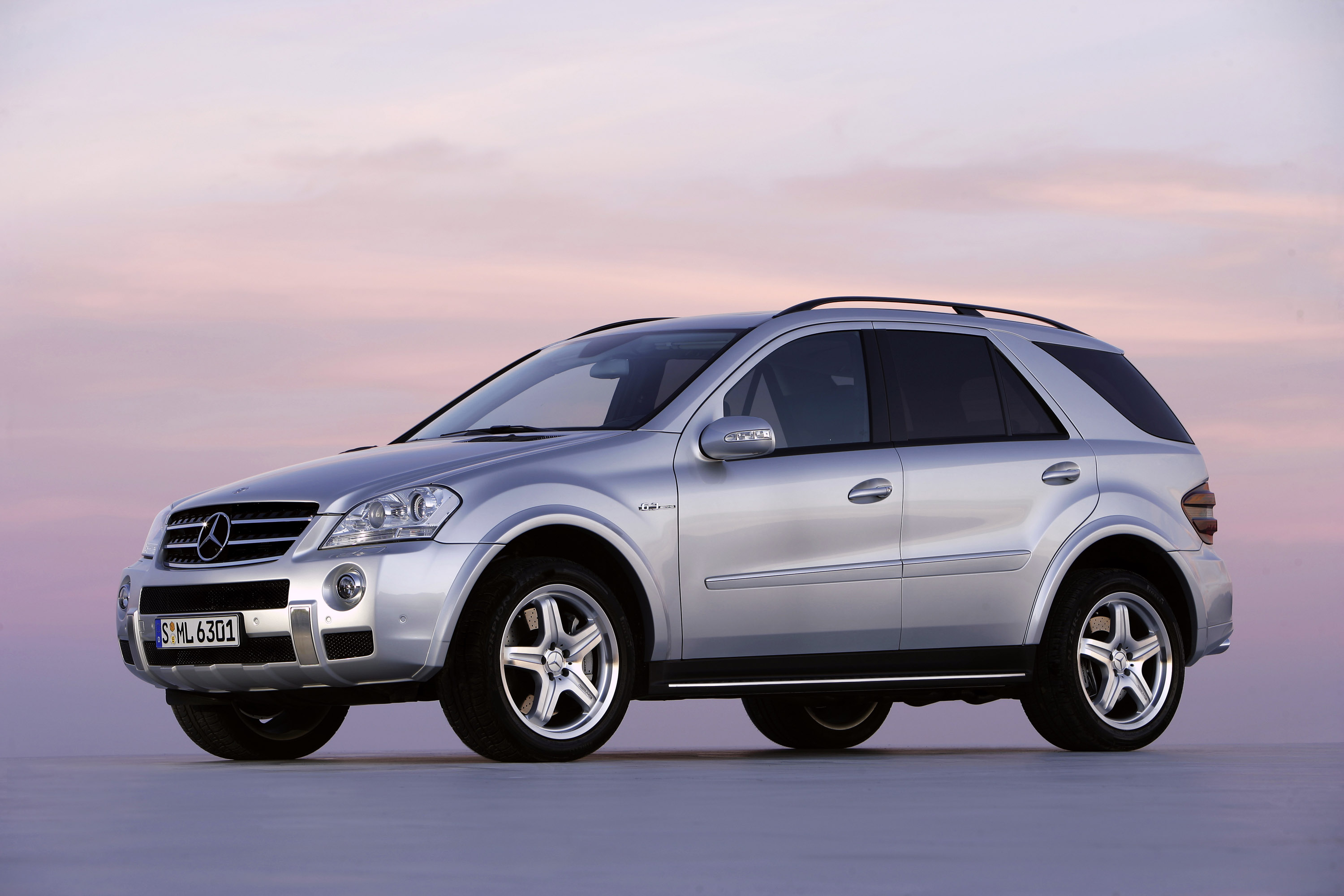 Mercedes-Benz Ml63 Amg Wallpapers