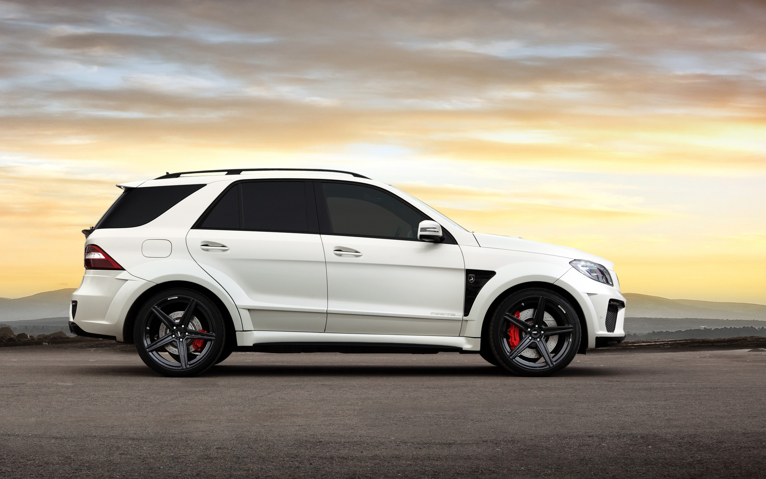 Mercedes-Benz Ml63 Amg Wallpapers