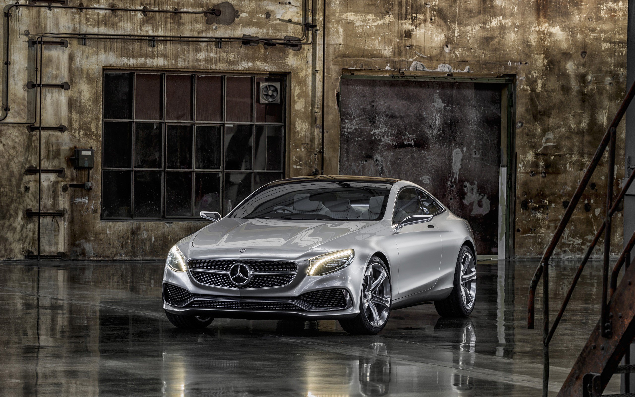 Mercedes-Benz S-Class Coupe Wallpapers